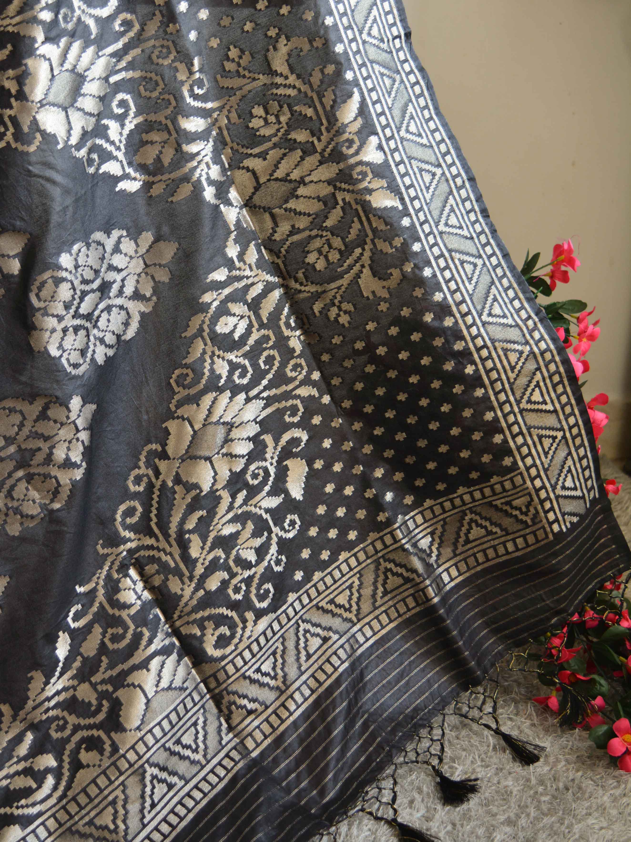 Art Silk Dupatta With Jaal Design-Black