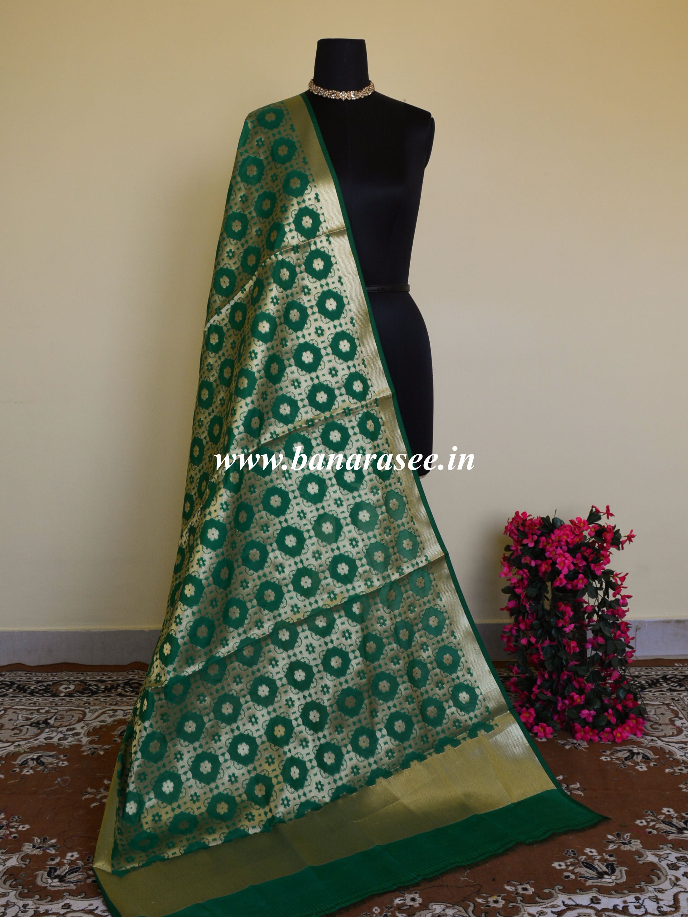 Banarasee Art Silk Dupatta Jaal Design-Green