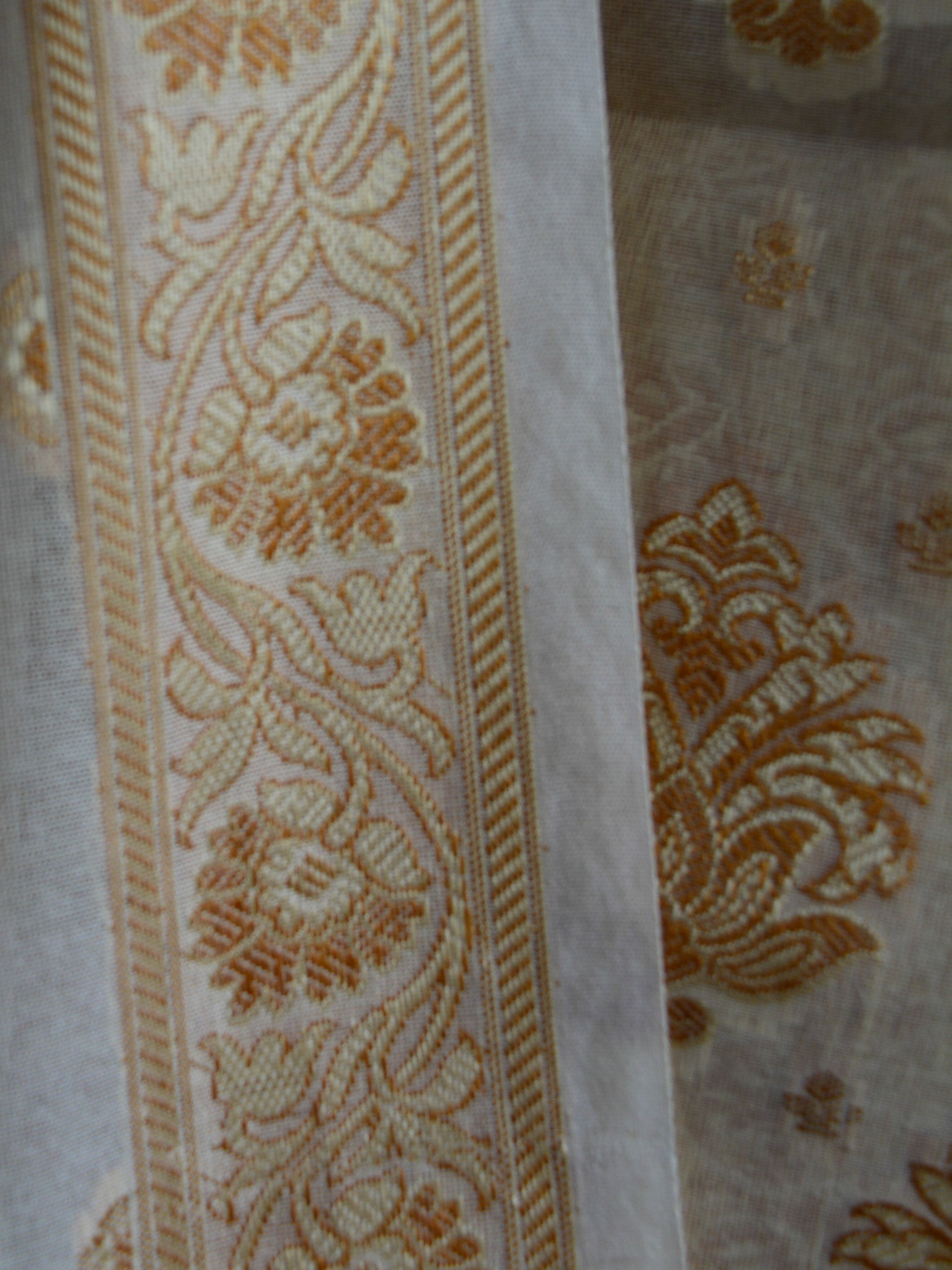 Banarasee/Banarasi Salwar Kameez Cotton Silk Resham Buti Woven Fabric-Off White