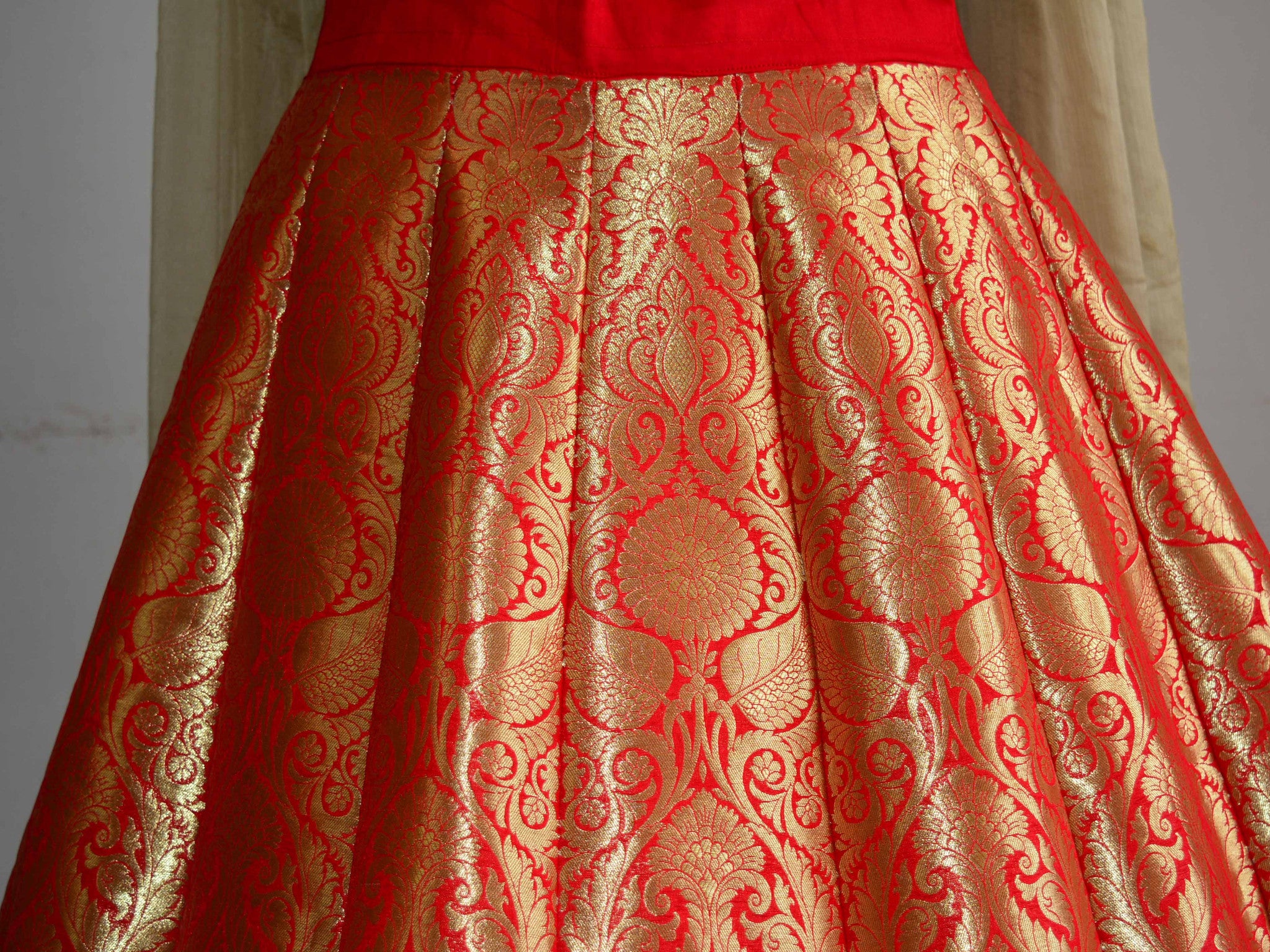 Banarasee/Banarasi Handwoven Art Silk Unstitched Lehenga & Blouse Fabric-Crimson Red