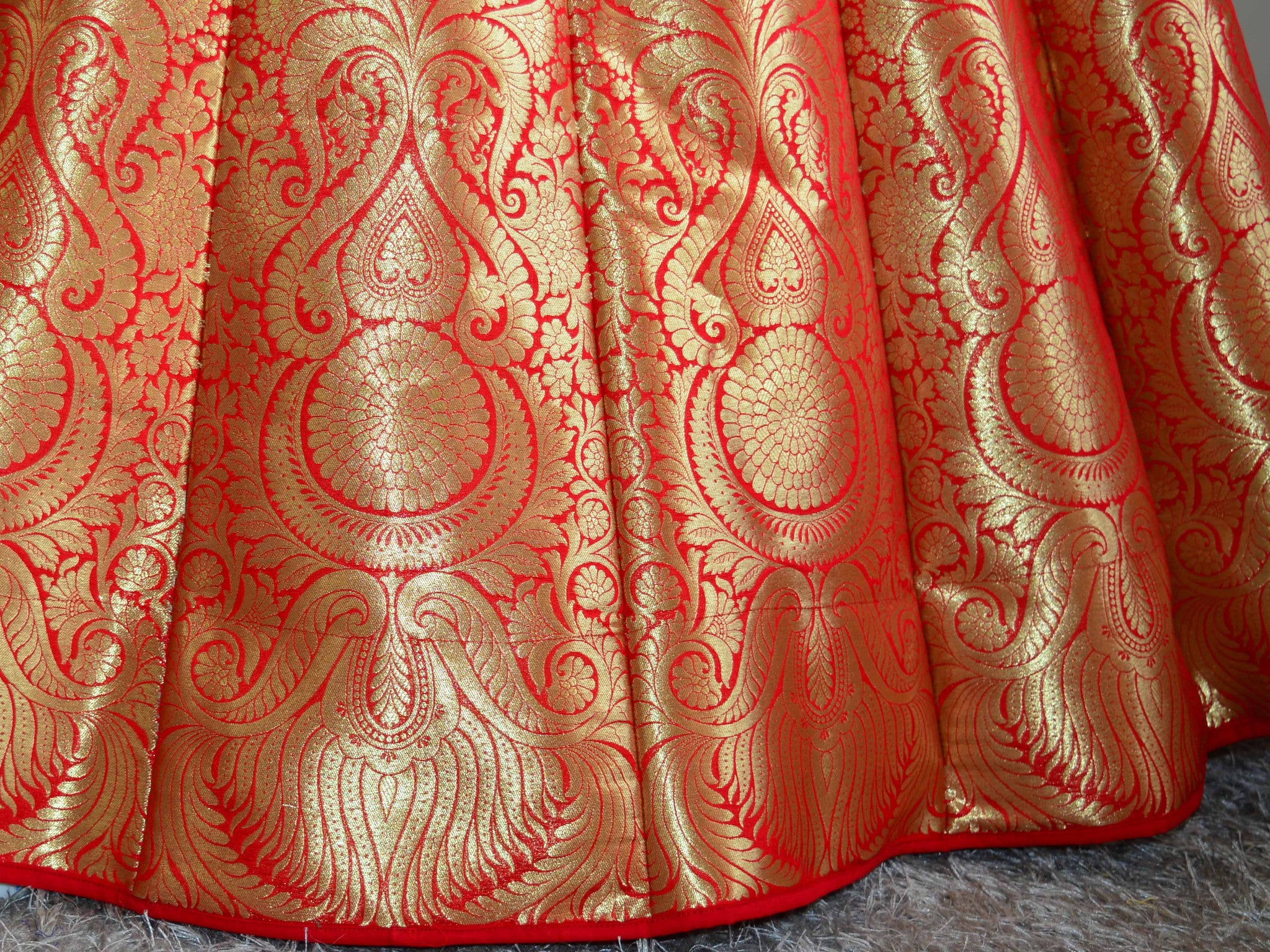 Banarasee/Banarasi Handwoven Art Silk Unstitched Lehenga & Blouse Fabric-Crimson Red