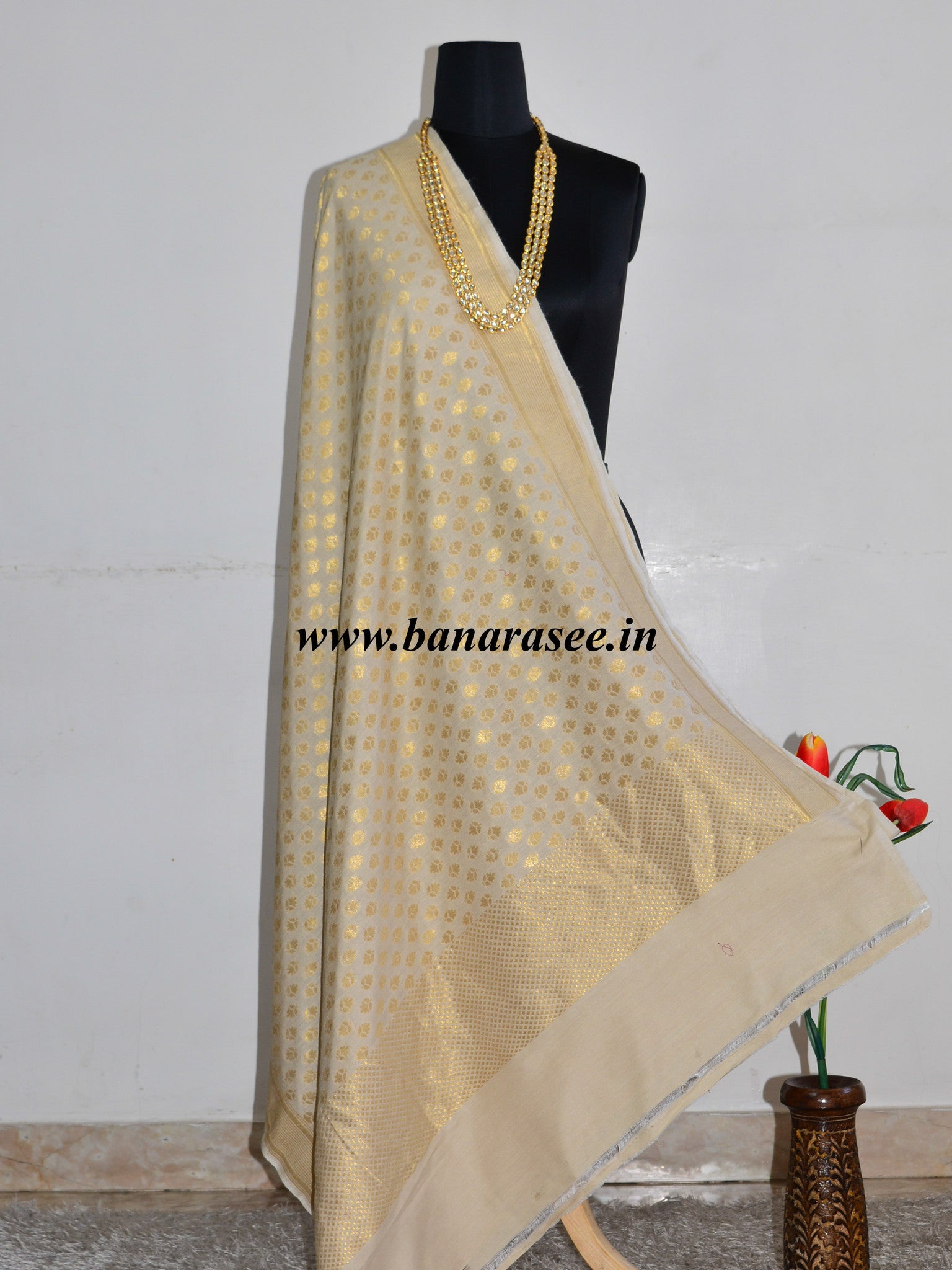 Banarasee Handloom Pure Muga Silk Zari Woven Buti Dupatta-Off White