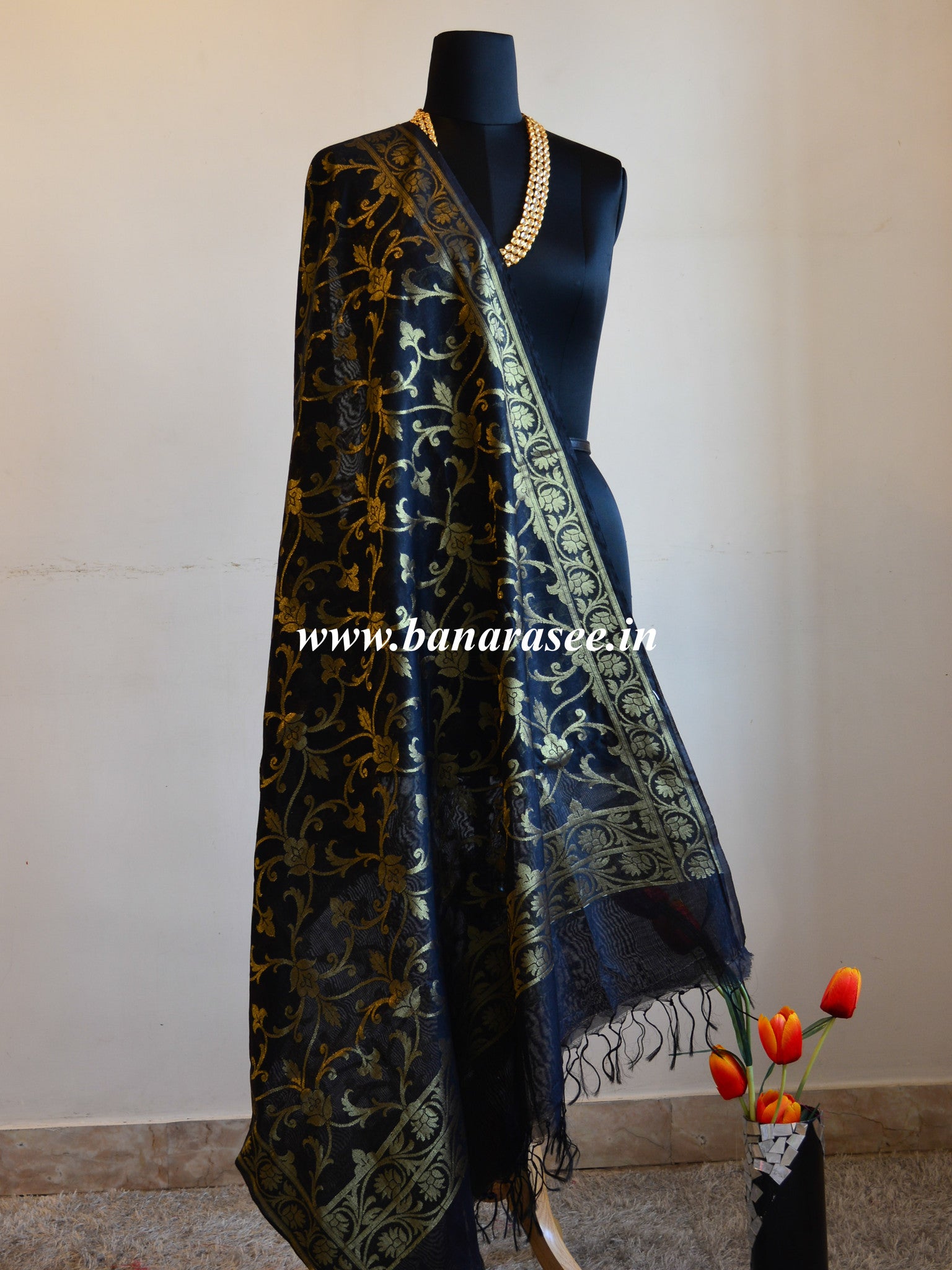 Banarasee/ Banarasi Cotton Silk Zari Jaal Dupatta-Black