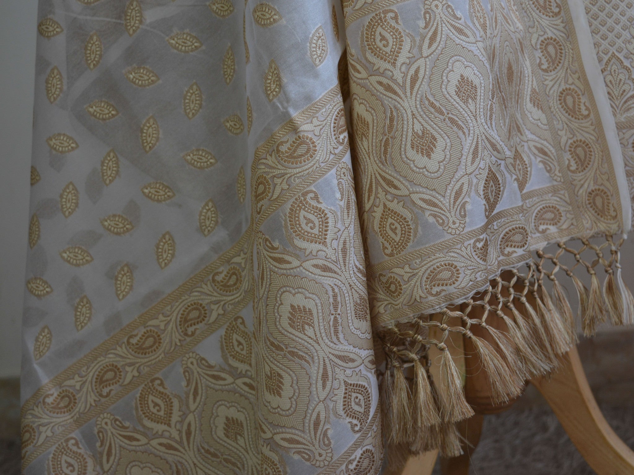 Banarasee/Banarasi Salwar Kameez Cotton Silk Resham Buti Woven Fabric-White