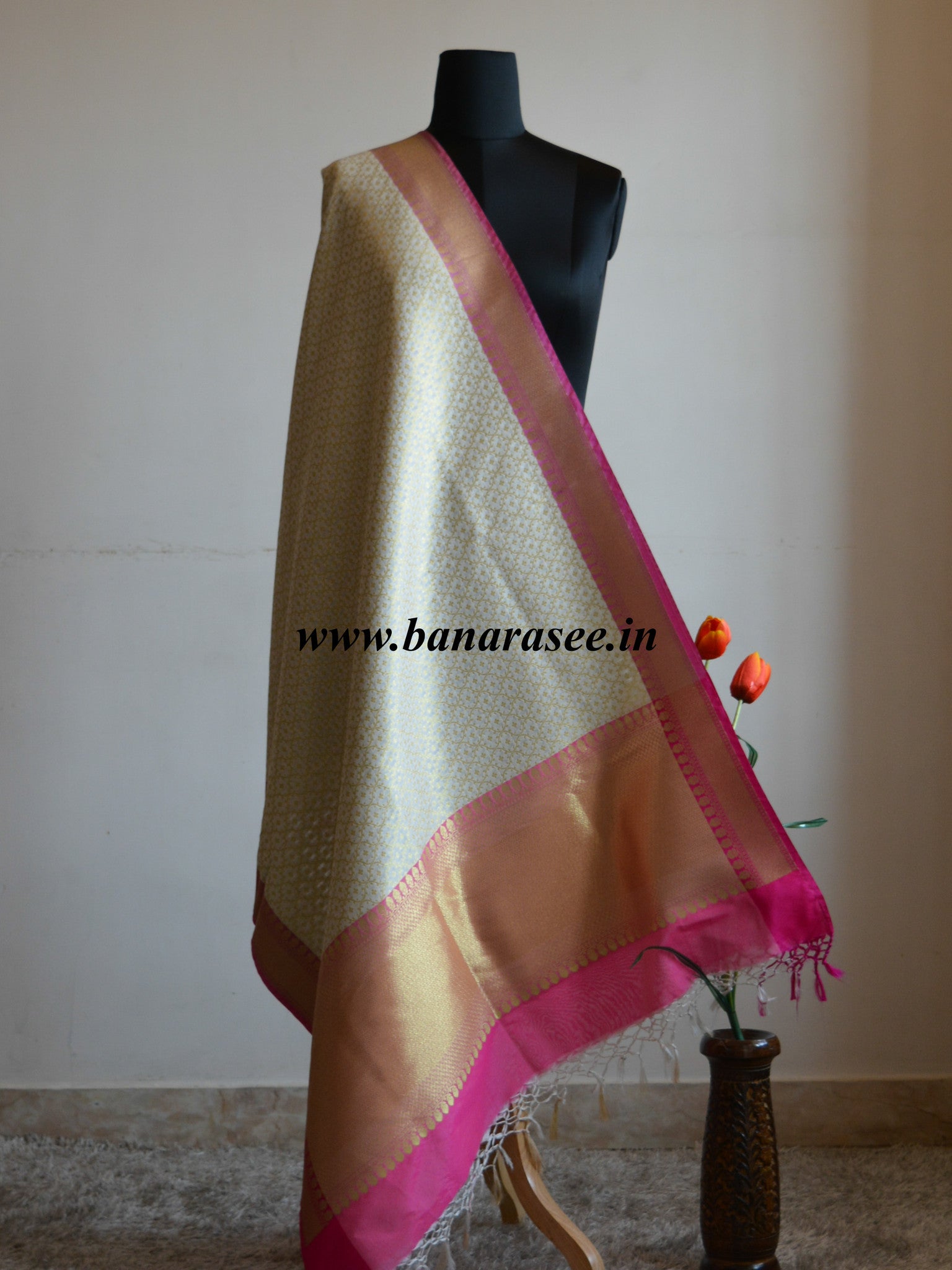 Banarasee Art Silk Dupatta Jaal Design-White
