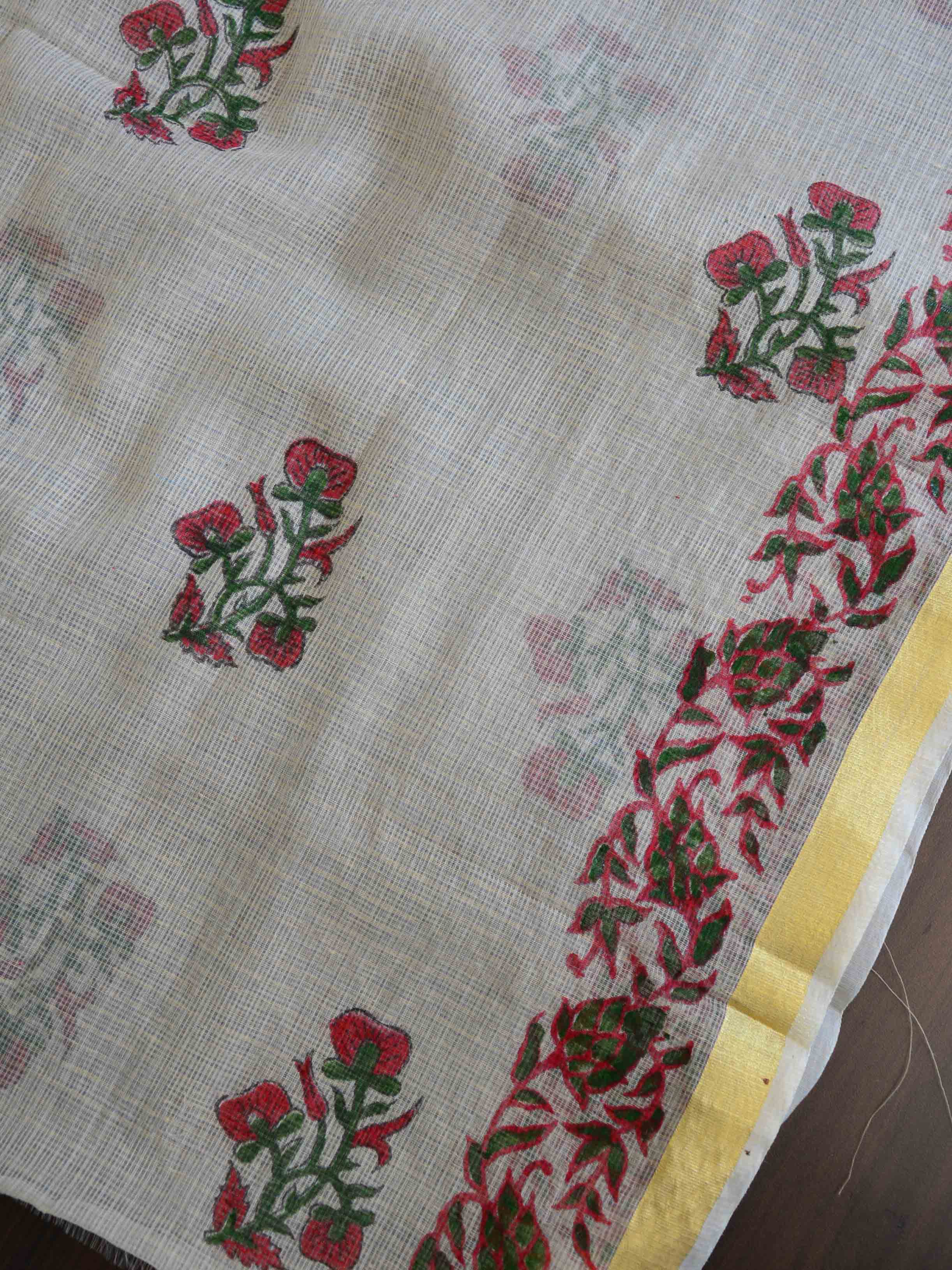 Kota Doria Block Printed Salwar Kameez Dupatta Set-White