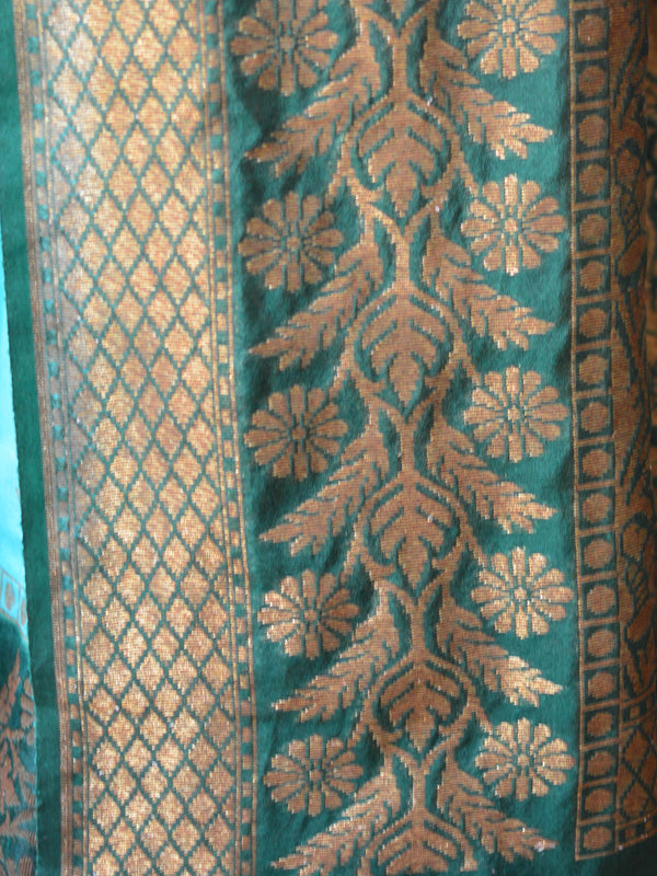 Banarasee Handwoven Semi Silk Saree With Contrast Border-Sea Green & Green