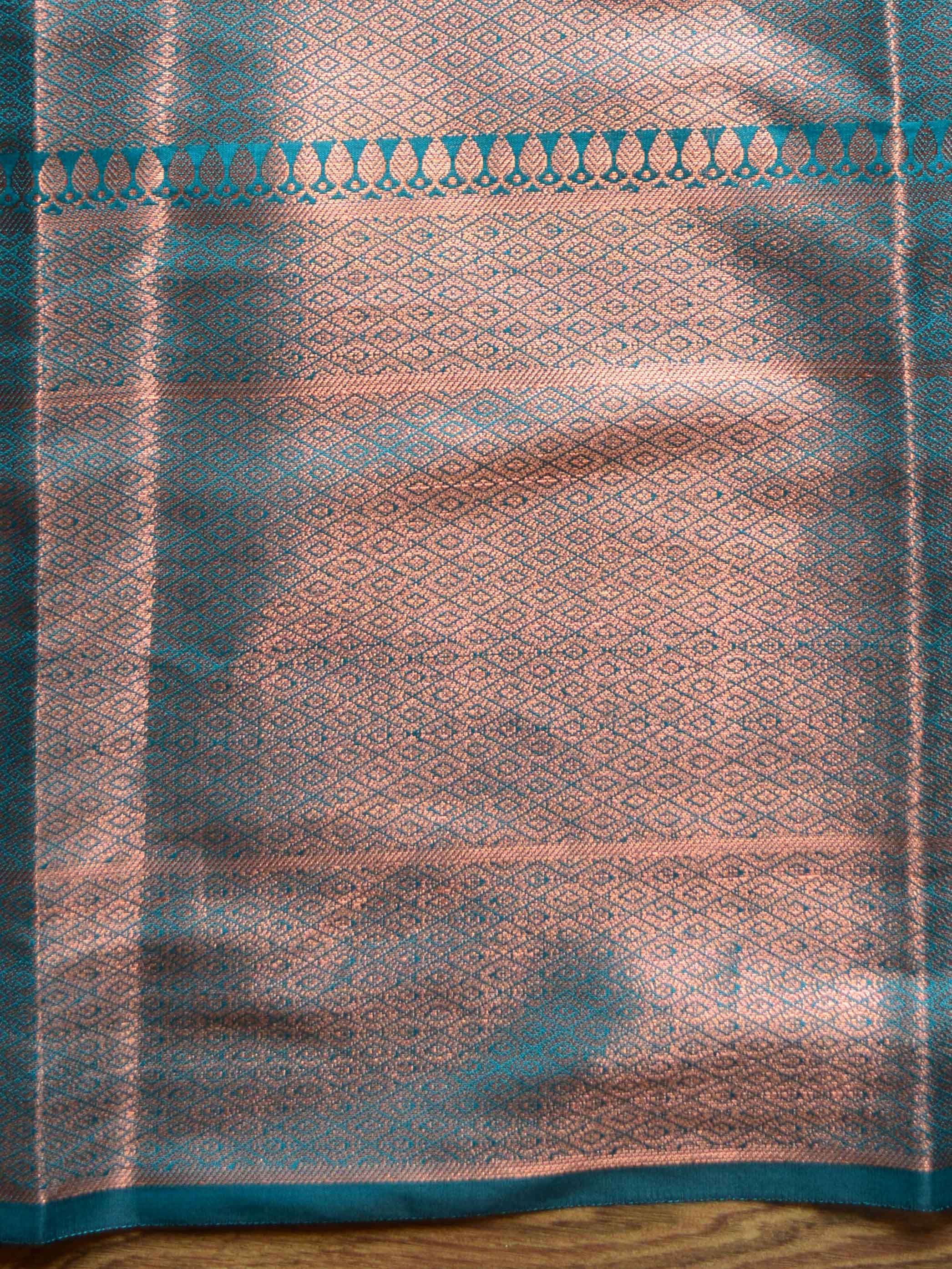 Banarasee Handwoven Semi Silk Saree With Copper Zari Jaal Design-Rama Green