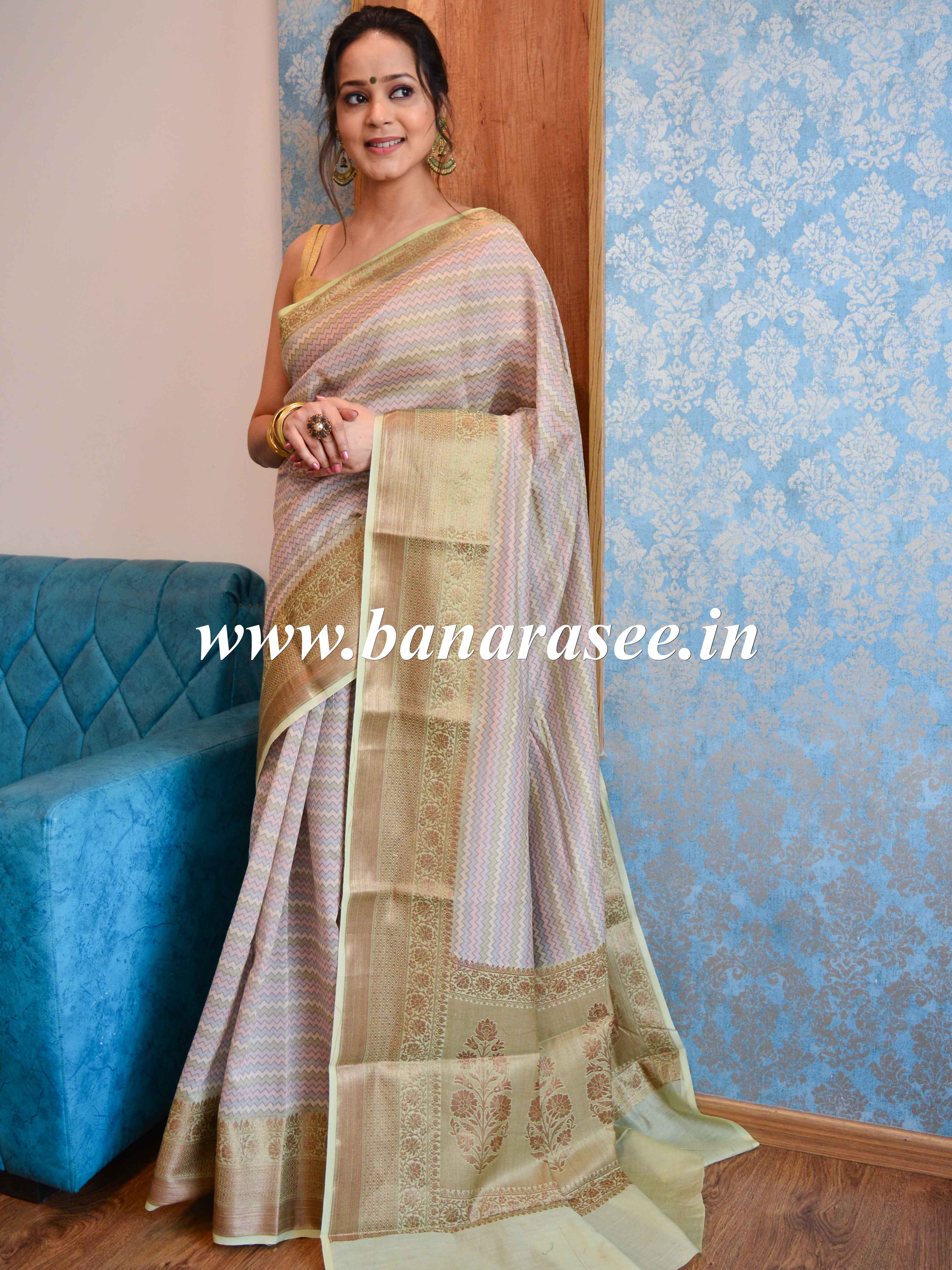 Banarasee Handwoven Pure Silk Cotton Saree With Antique Zari & Digital Floral Print-Ivory White