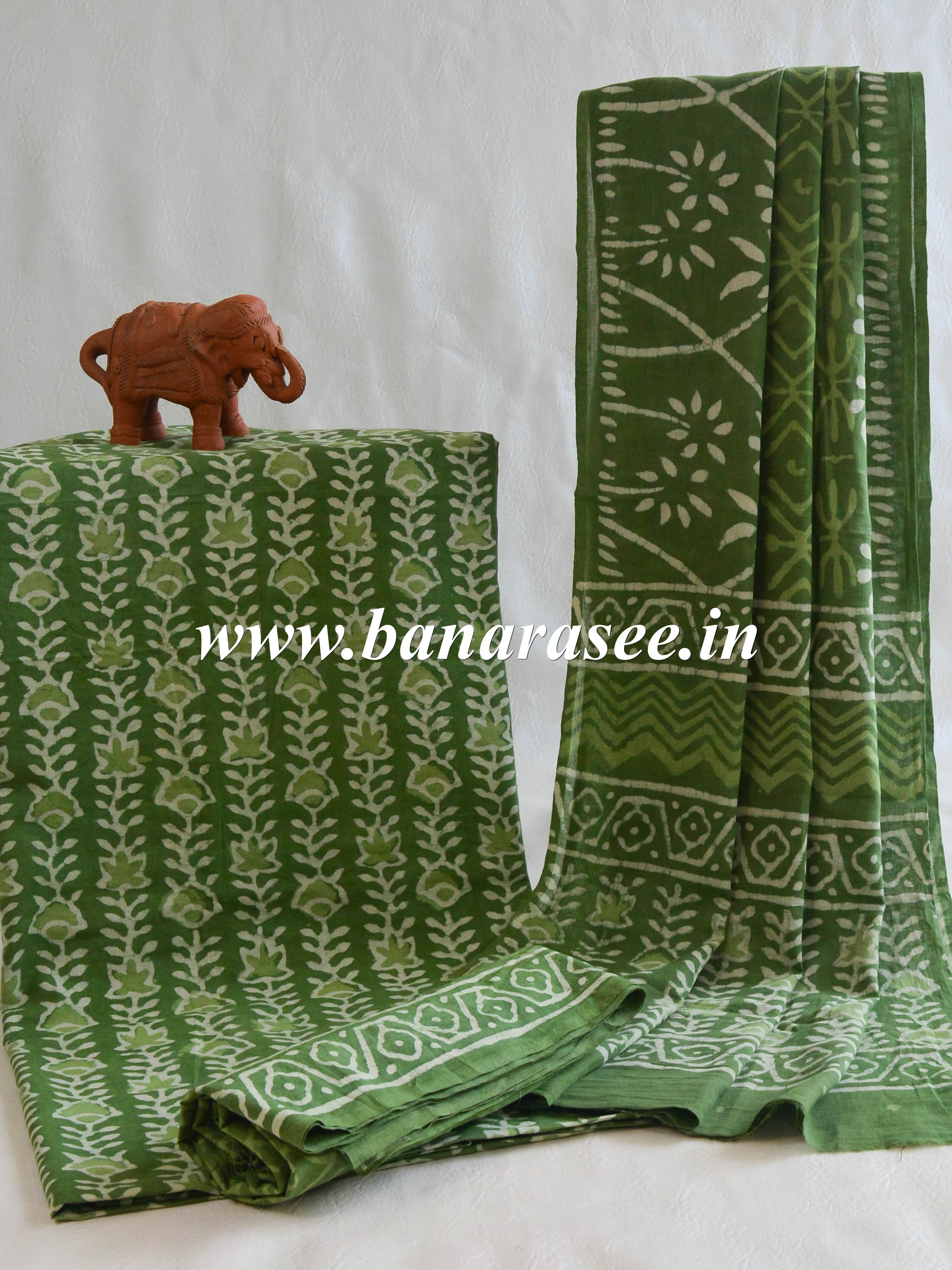 Handloom Mul Cotton Block Print Suit Set-Green