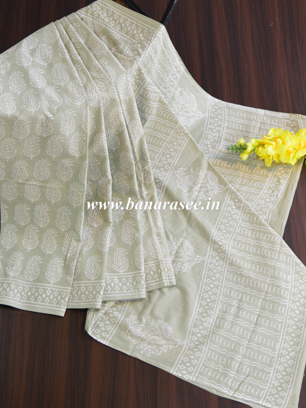 Handloom Mul Cotton Hand Print Saree-Grey