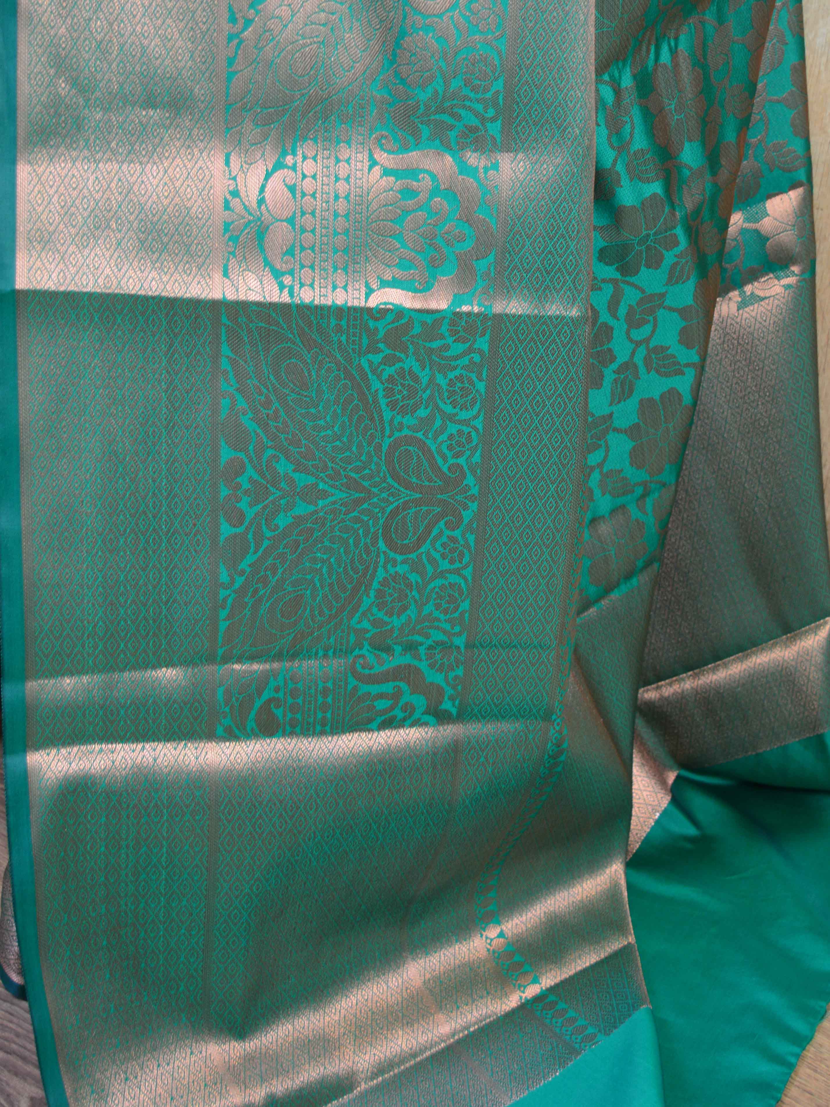 Banarasee Handwoven Semi Silk Saree With Copper Zari Jaal Design-Deep Green