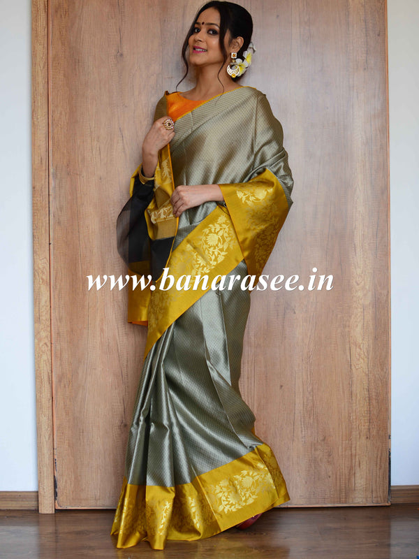 Banarasee Kora Muslin Saree With Skirt Border-Grey