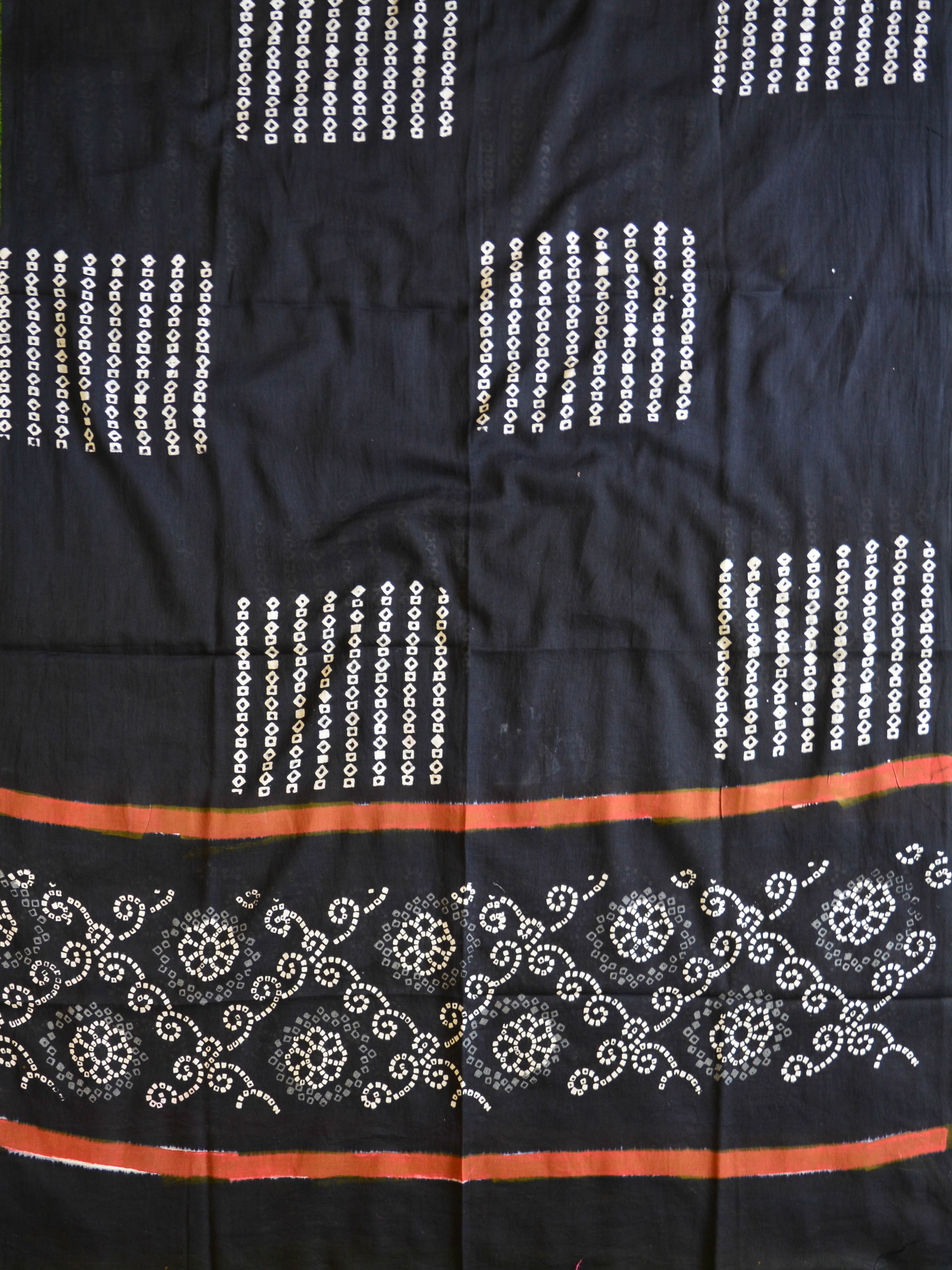 Handloom Mul Cotton Handblock Printed Suit Set-Black
