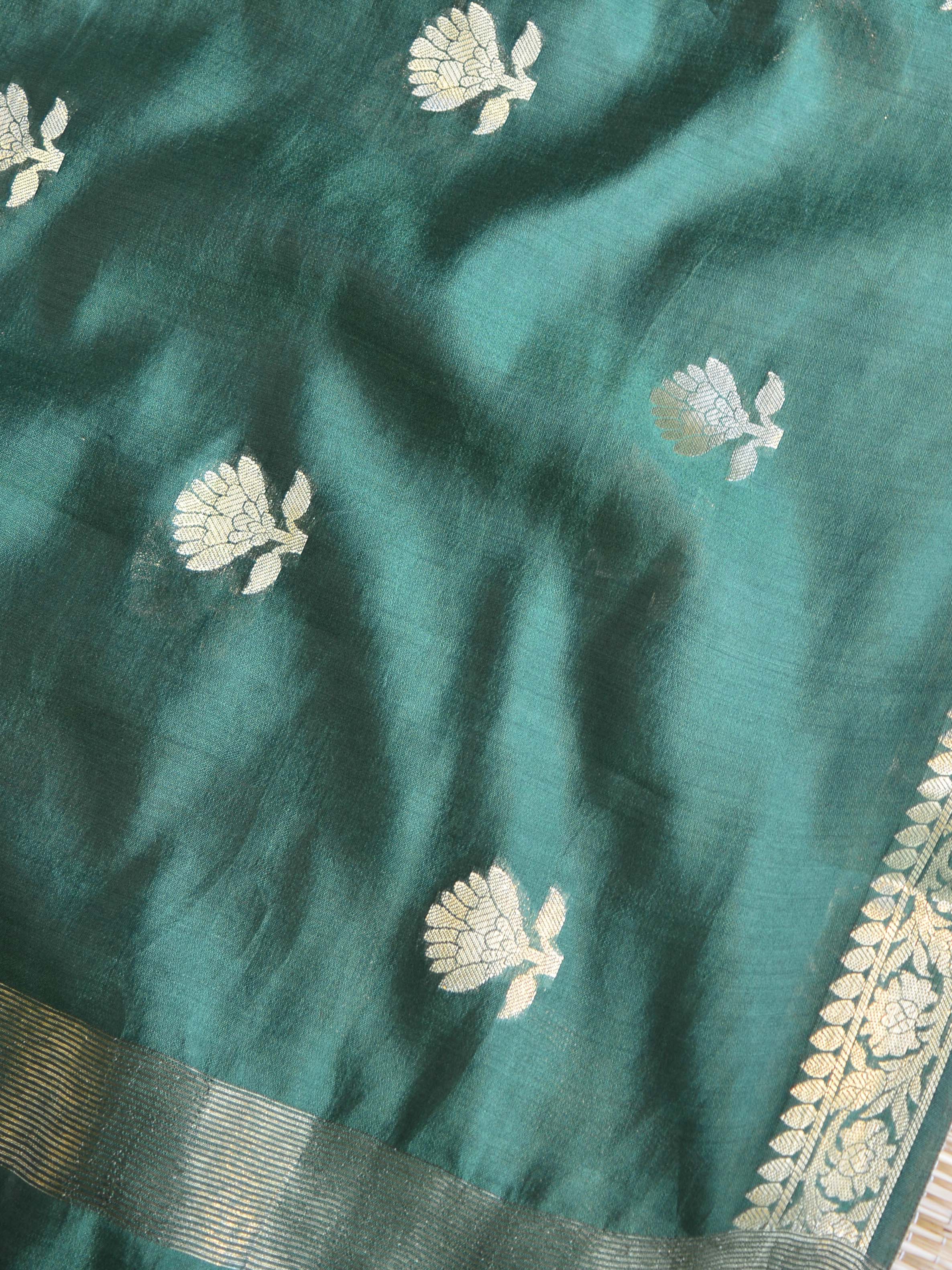 Banarasee Handloom Pure Silk Zari Buti Salwar Kameez Fabric With Dupatta-Green & Pink