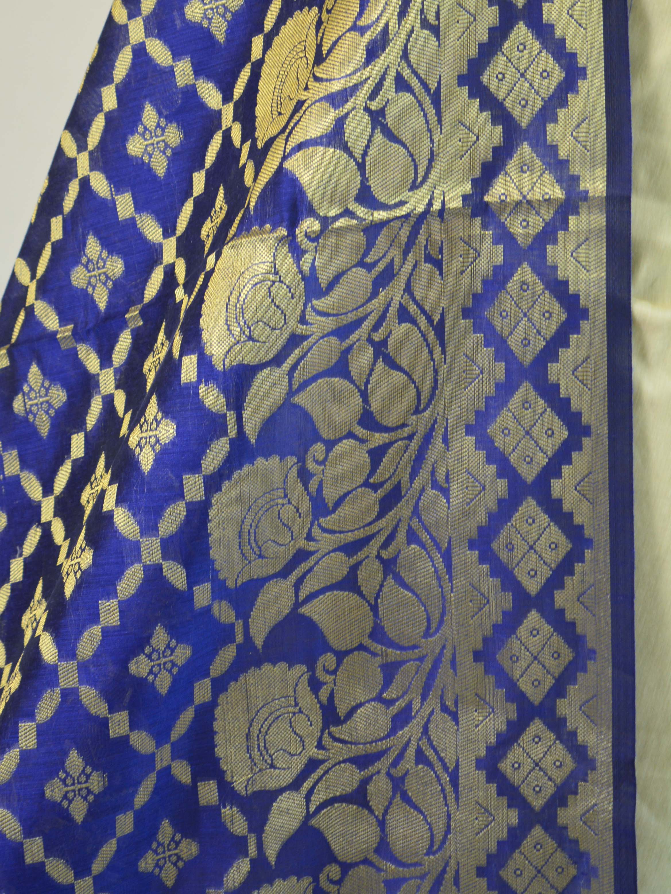Banarasee Chanderi Cotton Dupatta With Floral Border Design-Blue