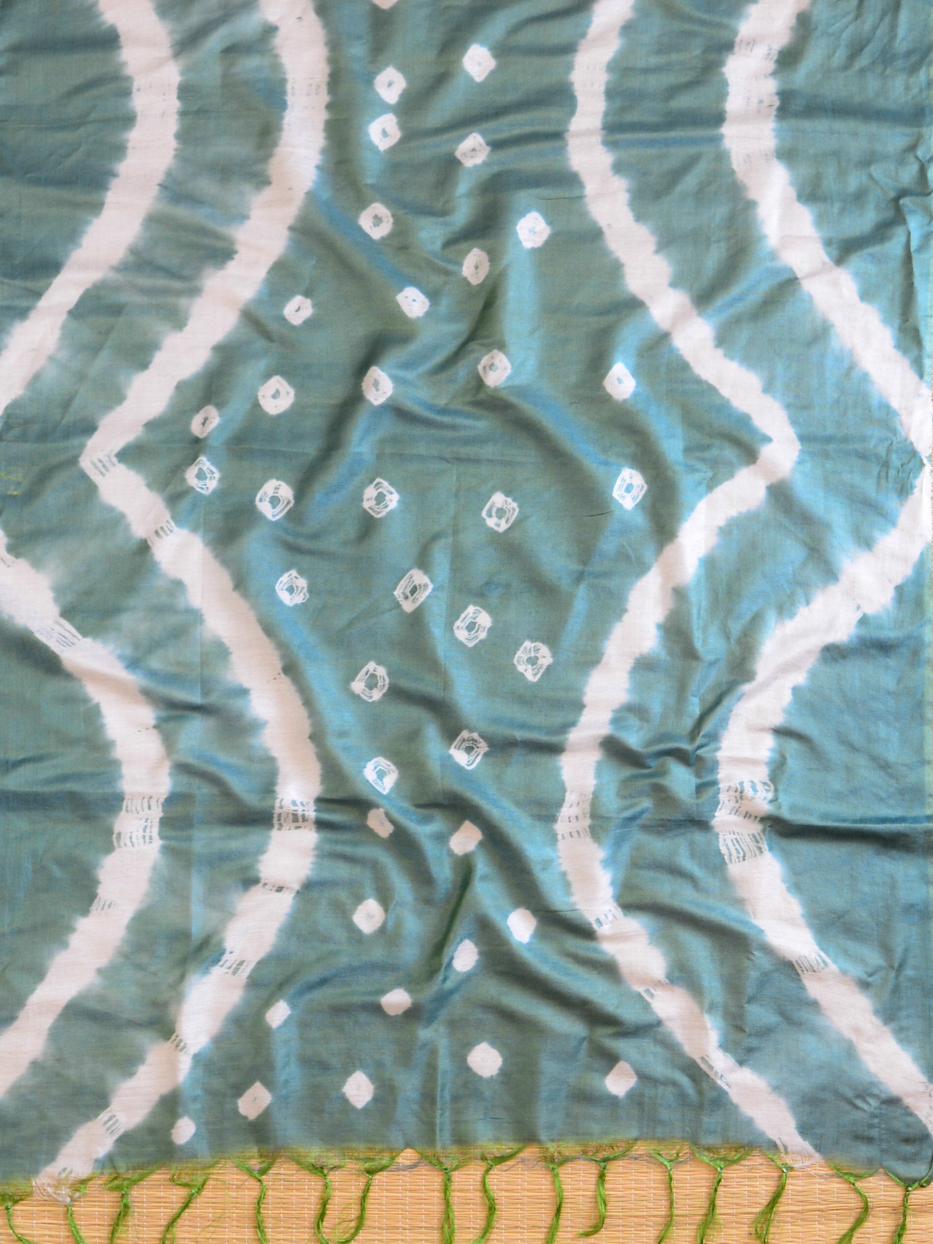 Handloom Silk Cotton Ghichha Woven Shibori Dupatta Suit Set-Green