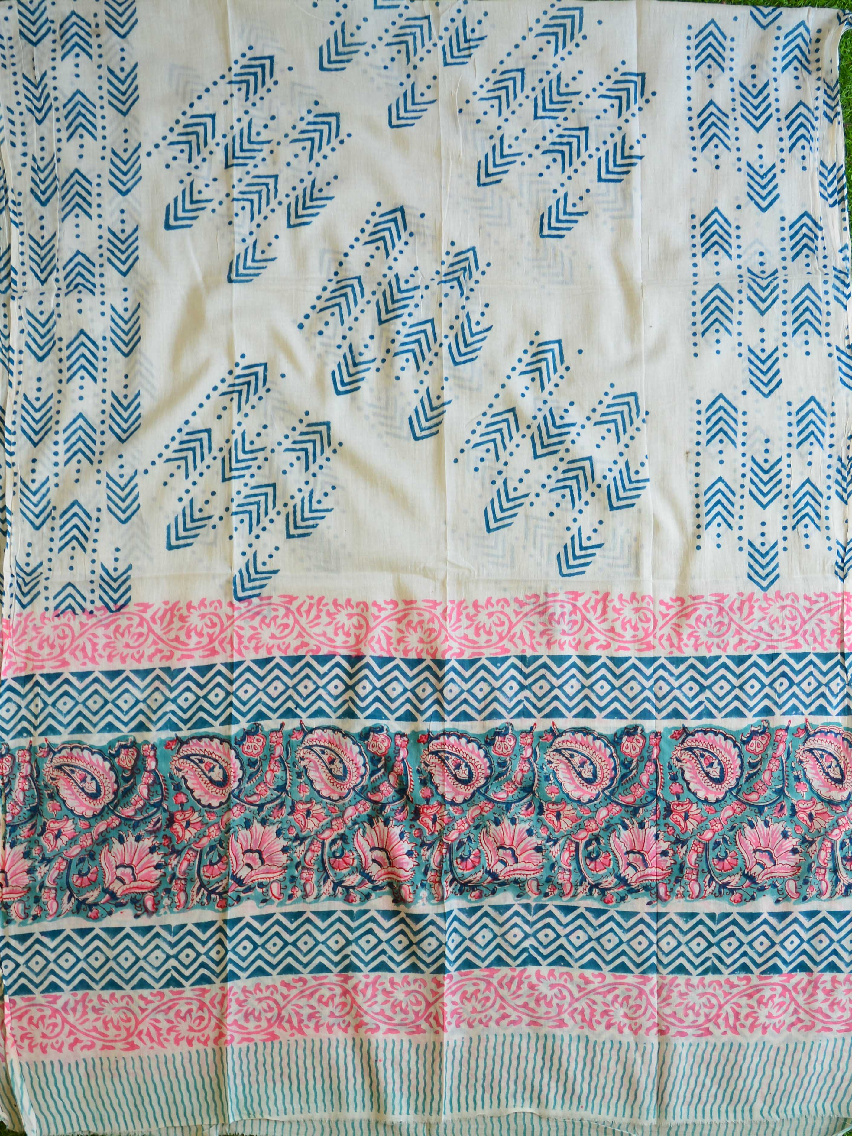 Handloom Mul Cotton Handblock Printed Suit Set-White & Blue