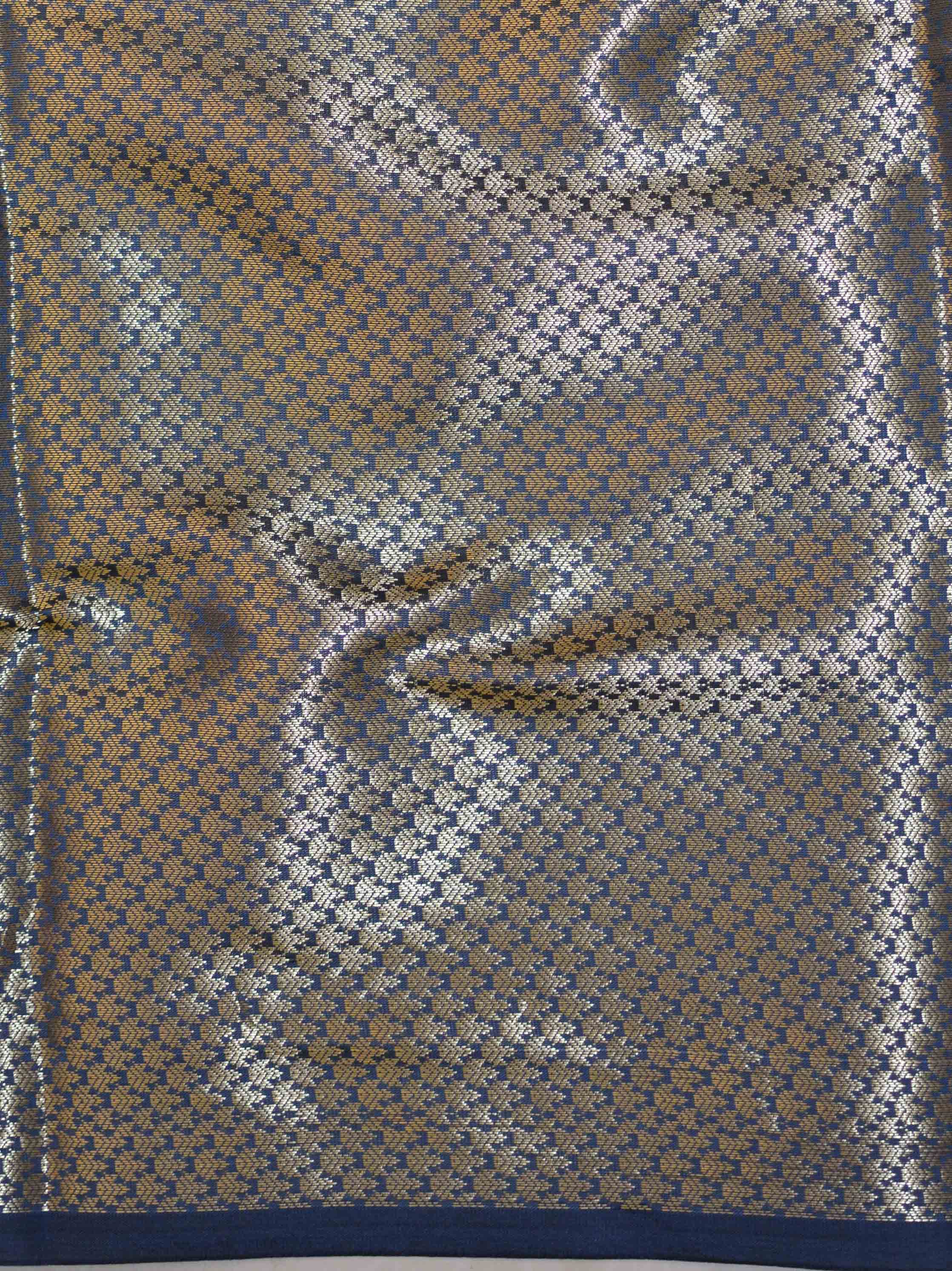 Kanjivaram Art Silk Saree With Antique Zari Jaal Design-Grey