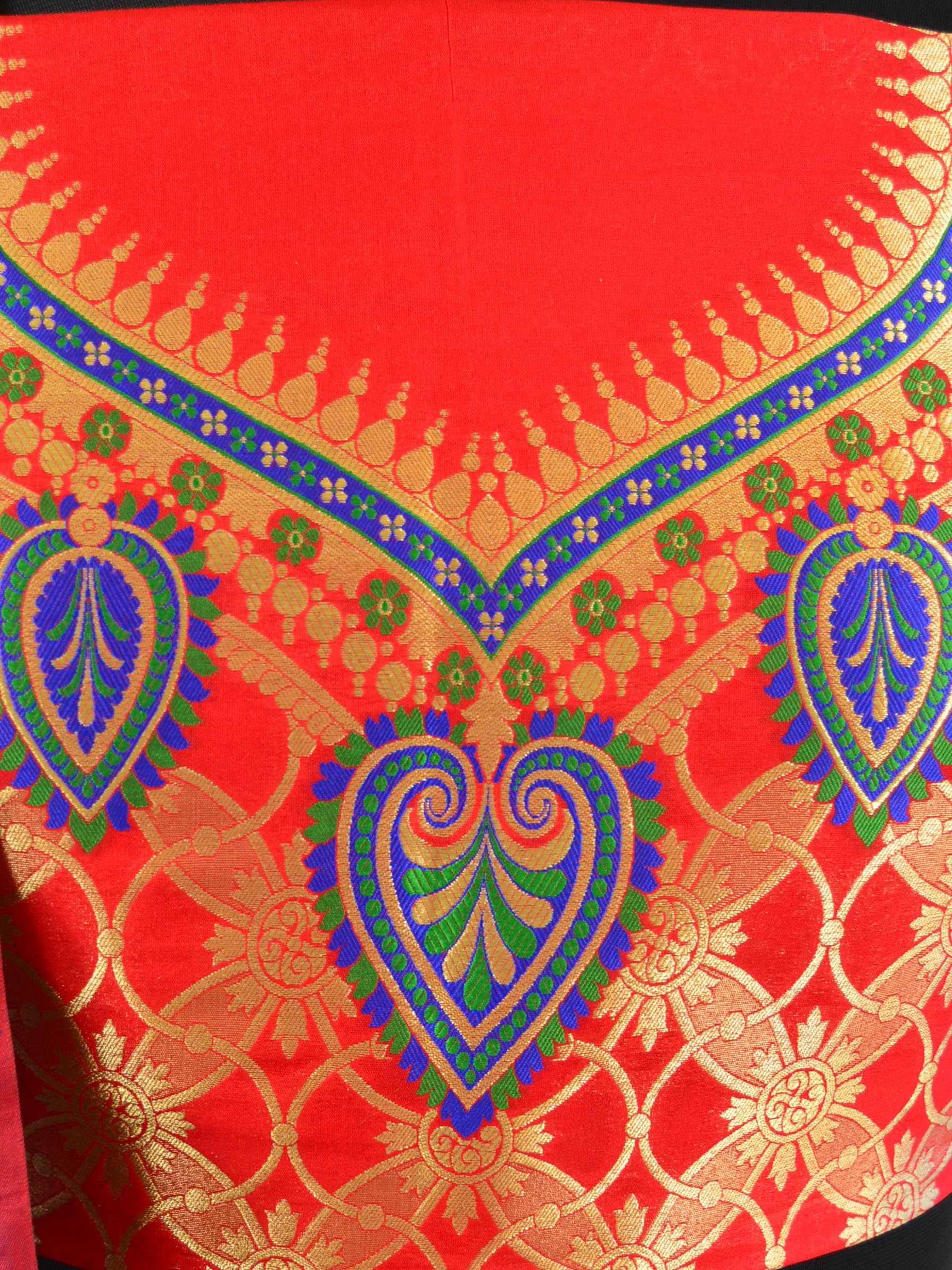 Banarasee Handwoven Art Silk Unstitched Lehenga & Blouse Fabric With Meena Work-Red