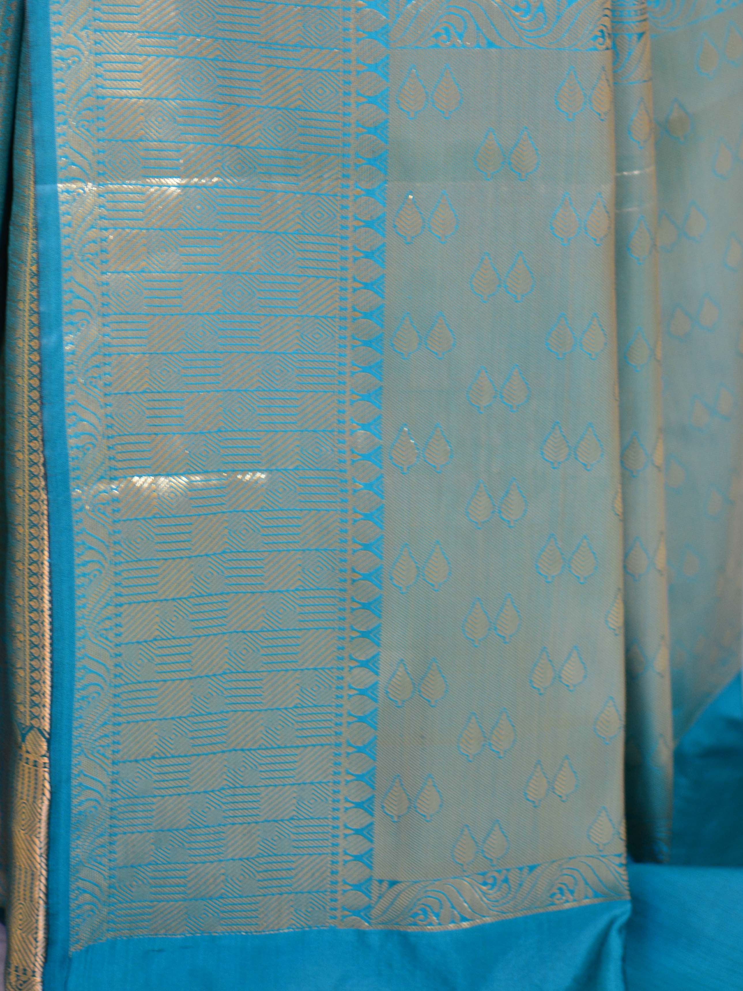 Kanjivaram Art Silk Saree With Antique Zari Jaal Design-Green