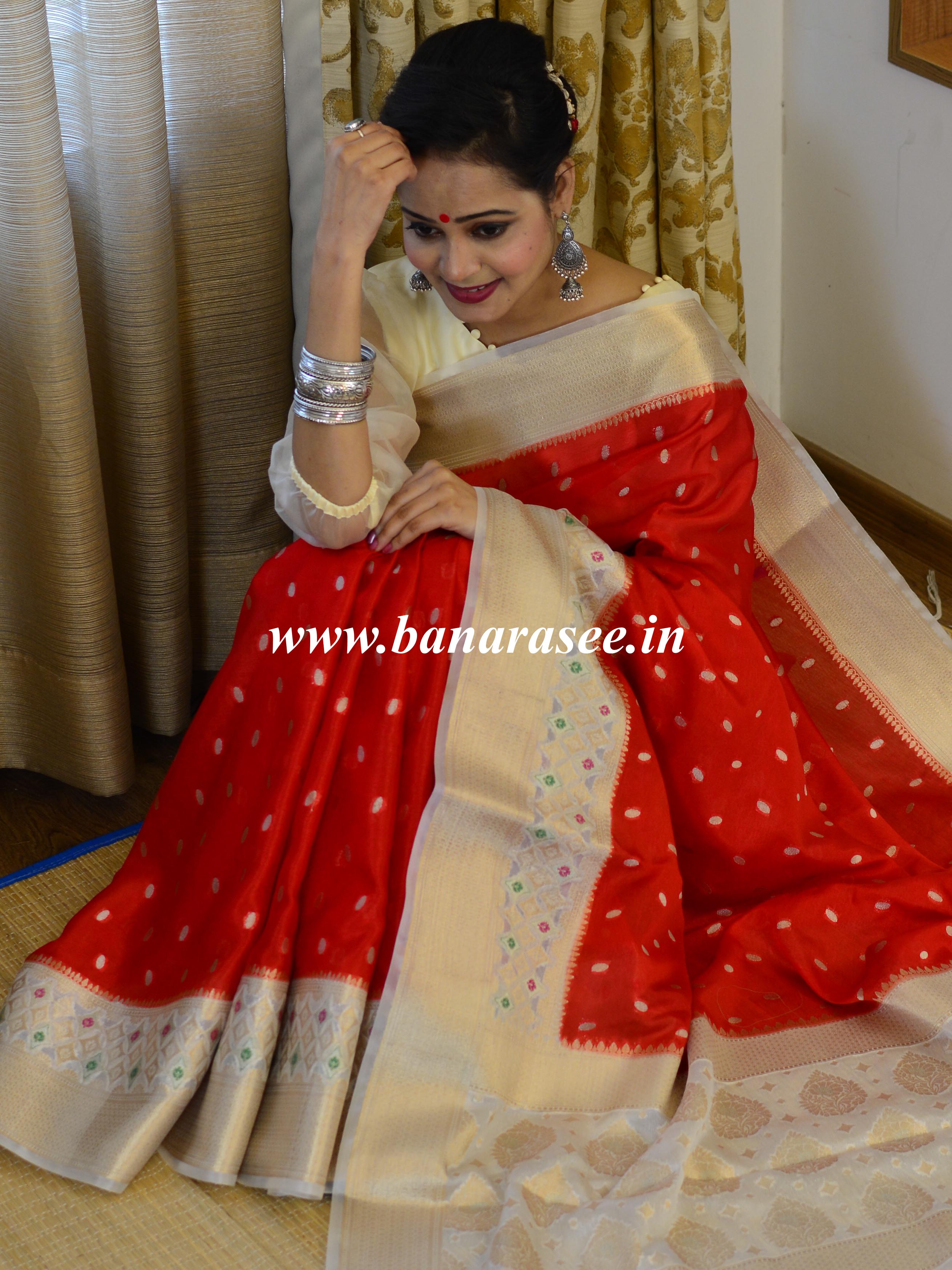 Banarasee Handwoven Semi Silk Saree With Meena Zari Border-Red & White