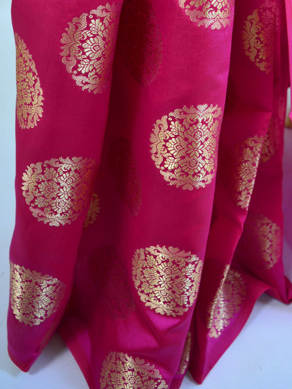 Banarasee Handwoven Semi Silk Saree With Buta Design-Pink