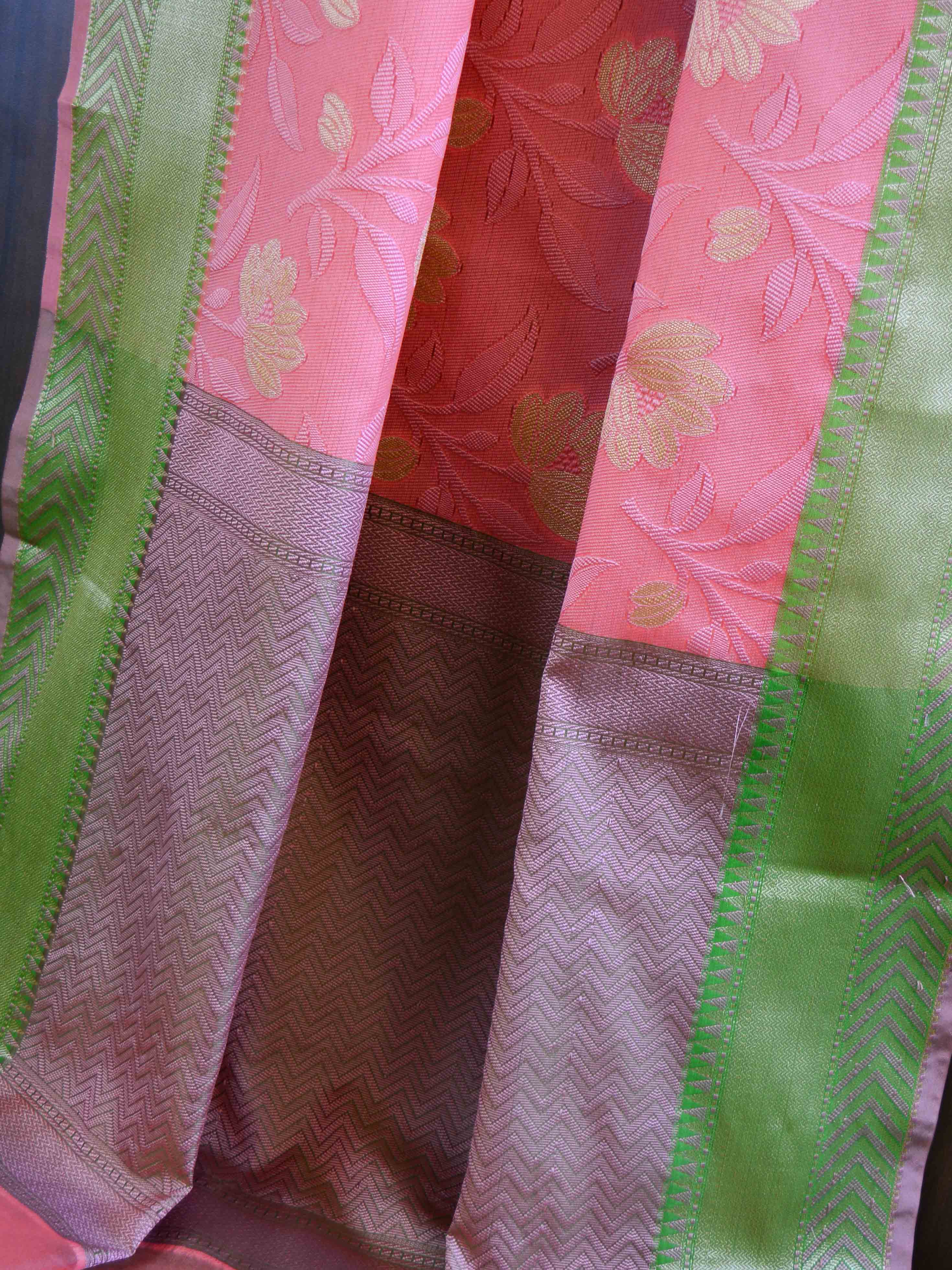 Banarasee Kora Muslin Saree With Jaal Design & Floral Border-Peach