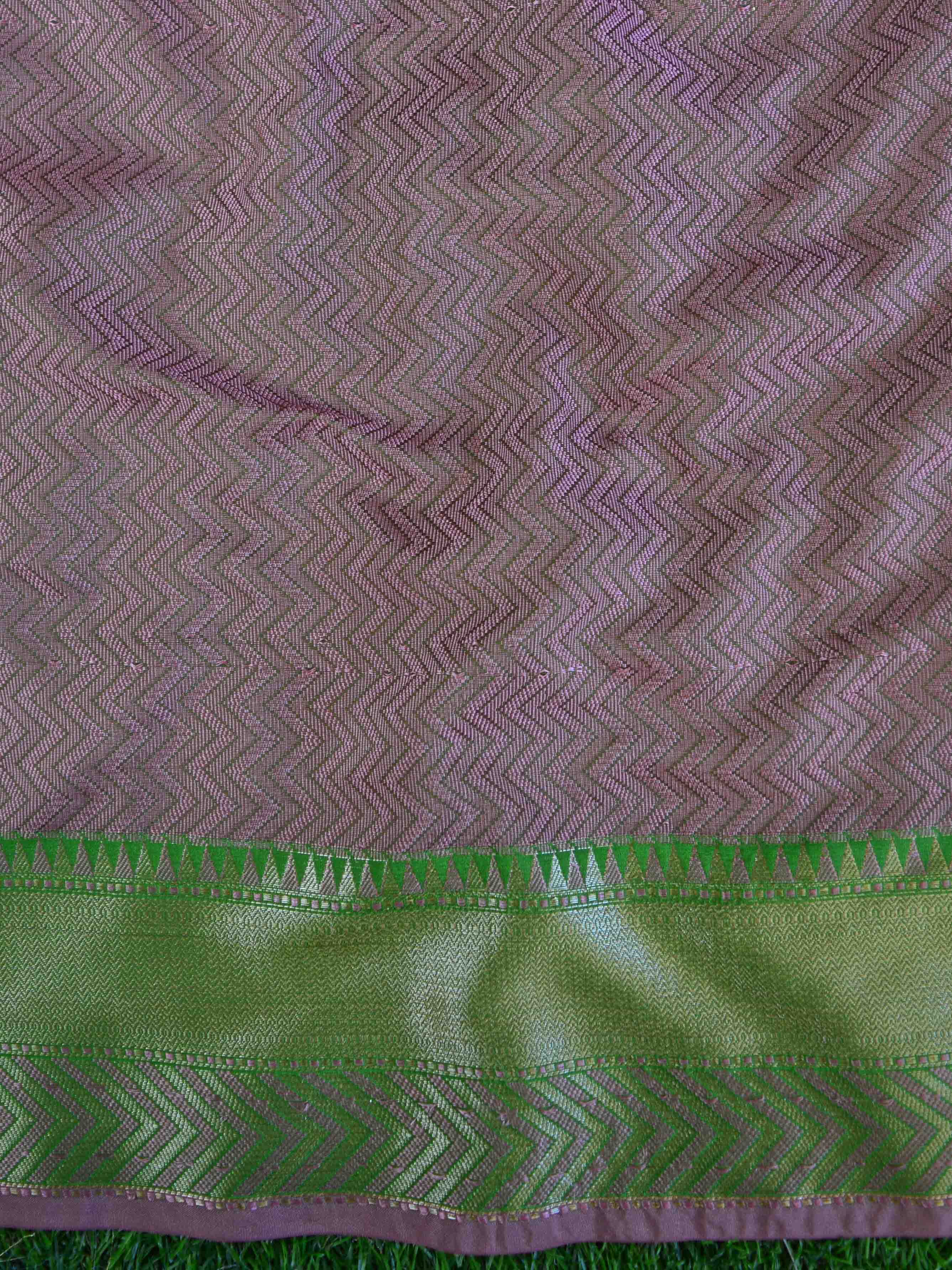 Banarasee Kora Muslin Saree With Jaal Design & Floral Border-Peach