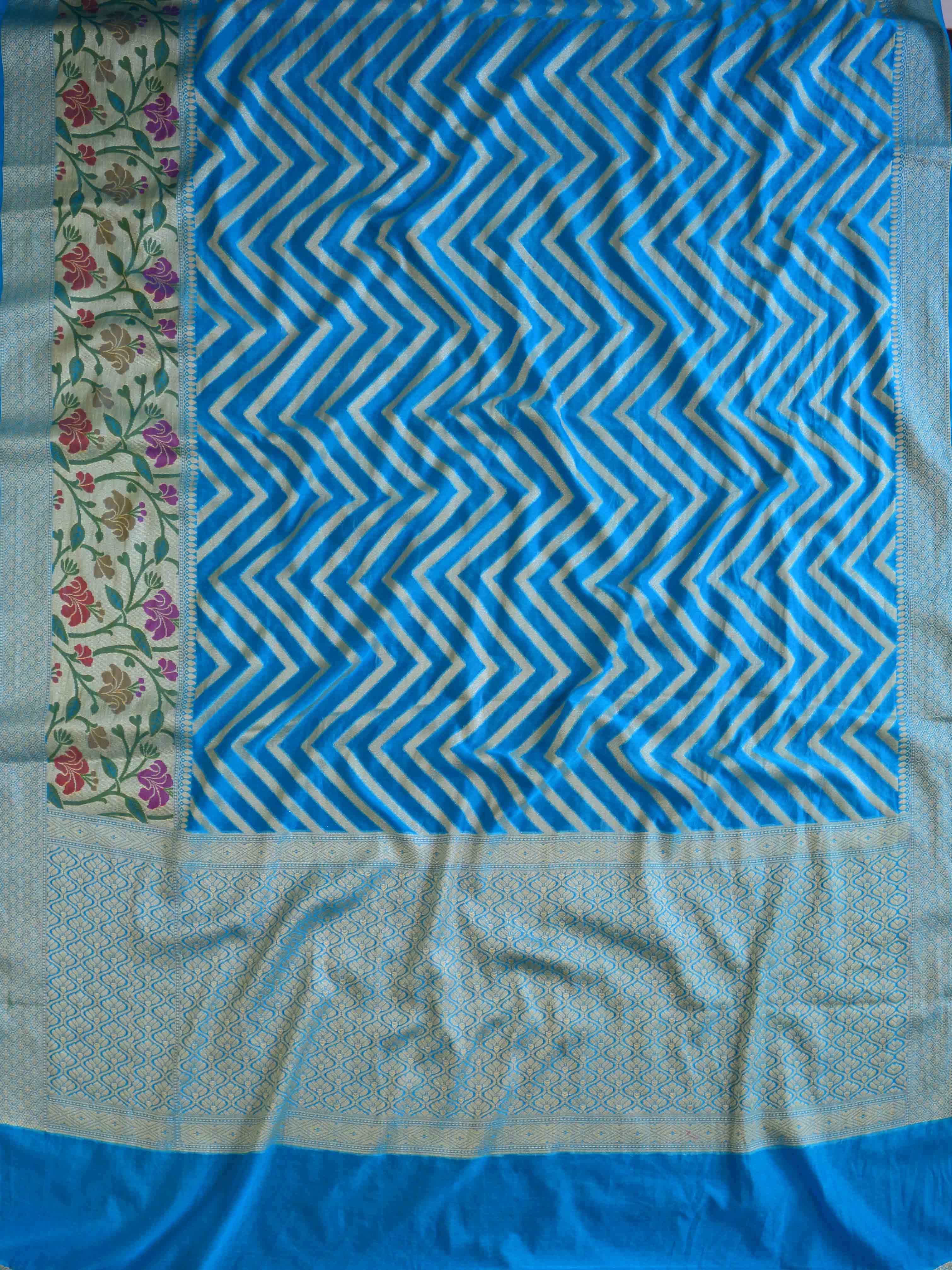 Banarasee Handwoven Semi-Chiffon Saree With Zig-Zag Design-Turquoise Blue
