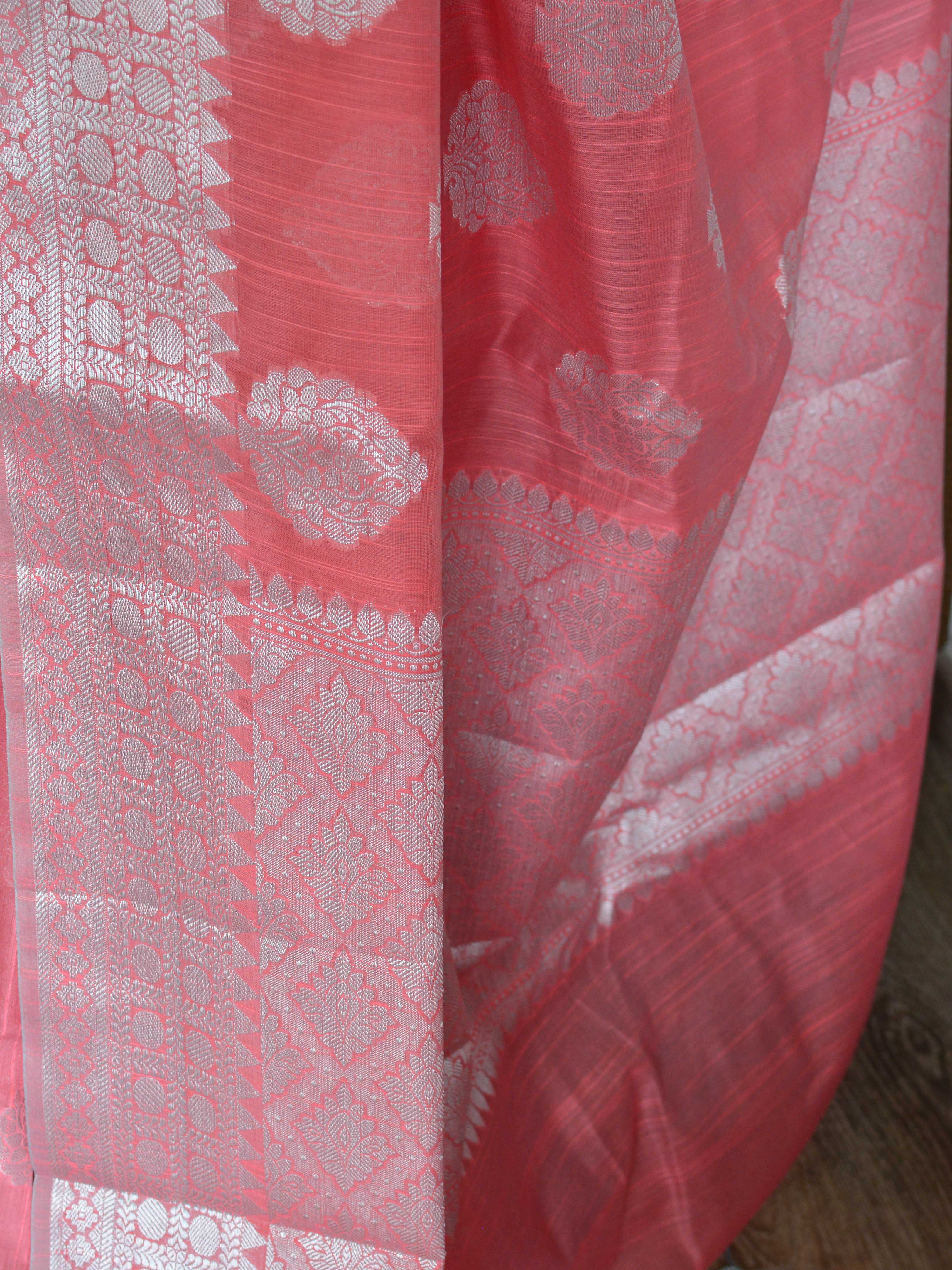 Banarasee Cotton Silk Saree With  Silver Zari Buta & Border-Peach