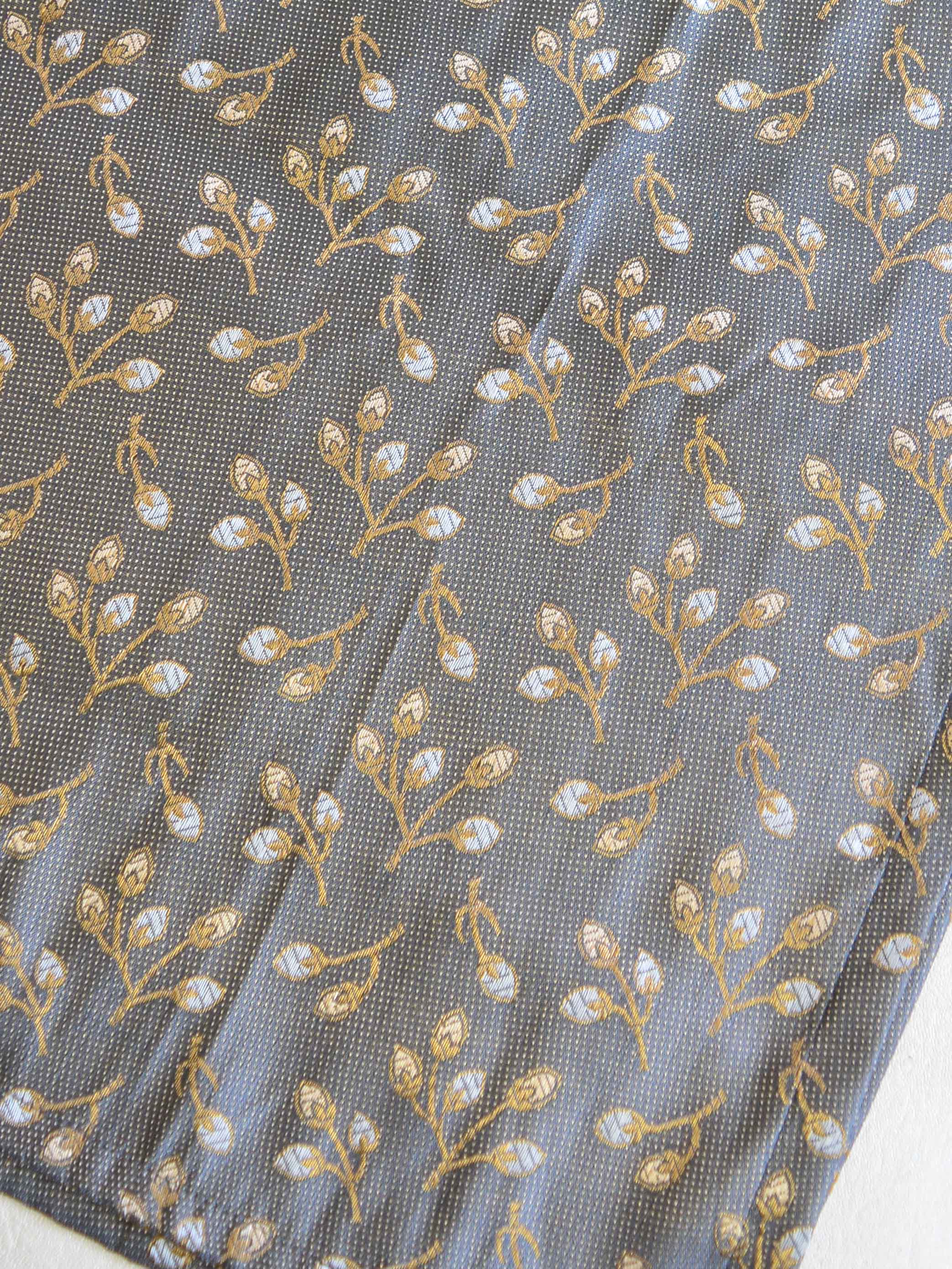 Banarasee Brocade Salwar Kameez Fabric With Art Silk Mirror-Work Dupatta-Grey & Violet