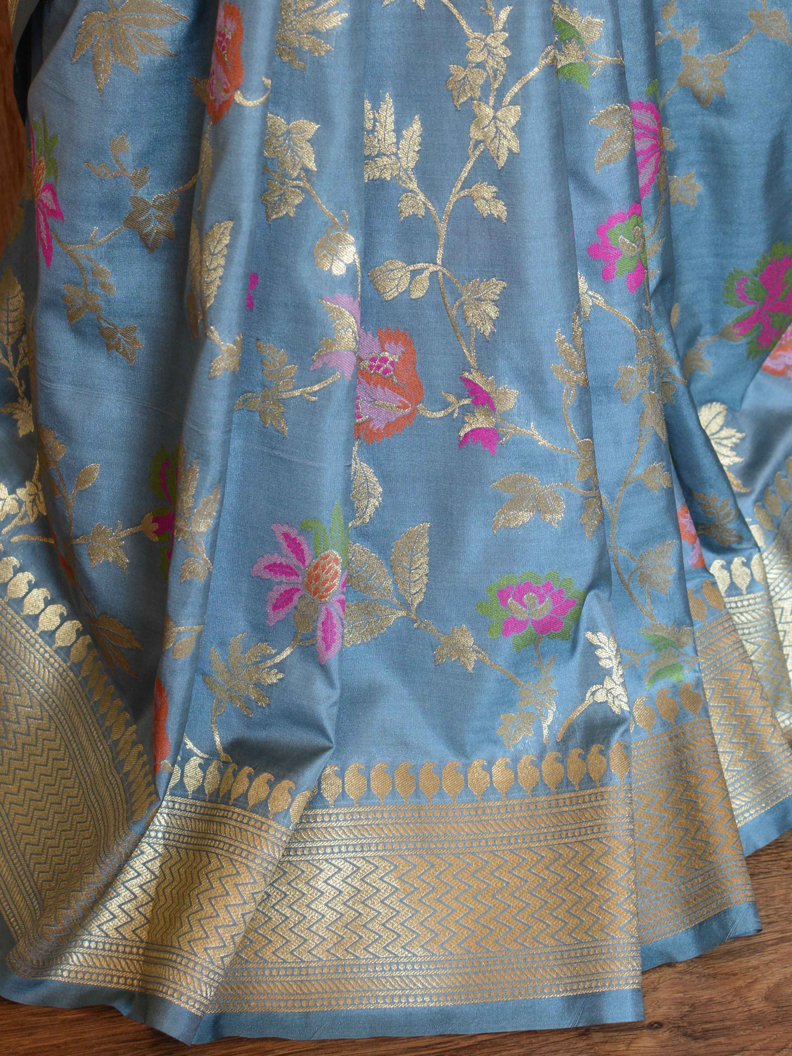 Banarasee Pure Silk Saree With Floral Jaal-Grey