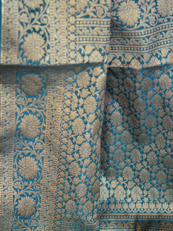 Banarasee Handwoven Semi Silk Saree With Antique Zari Buti Design-Green