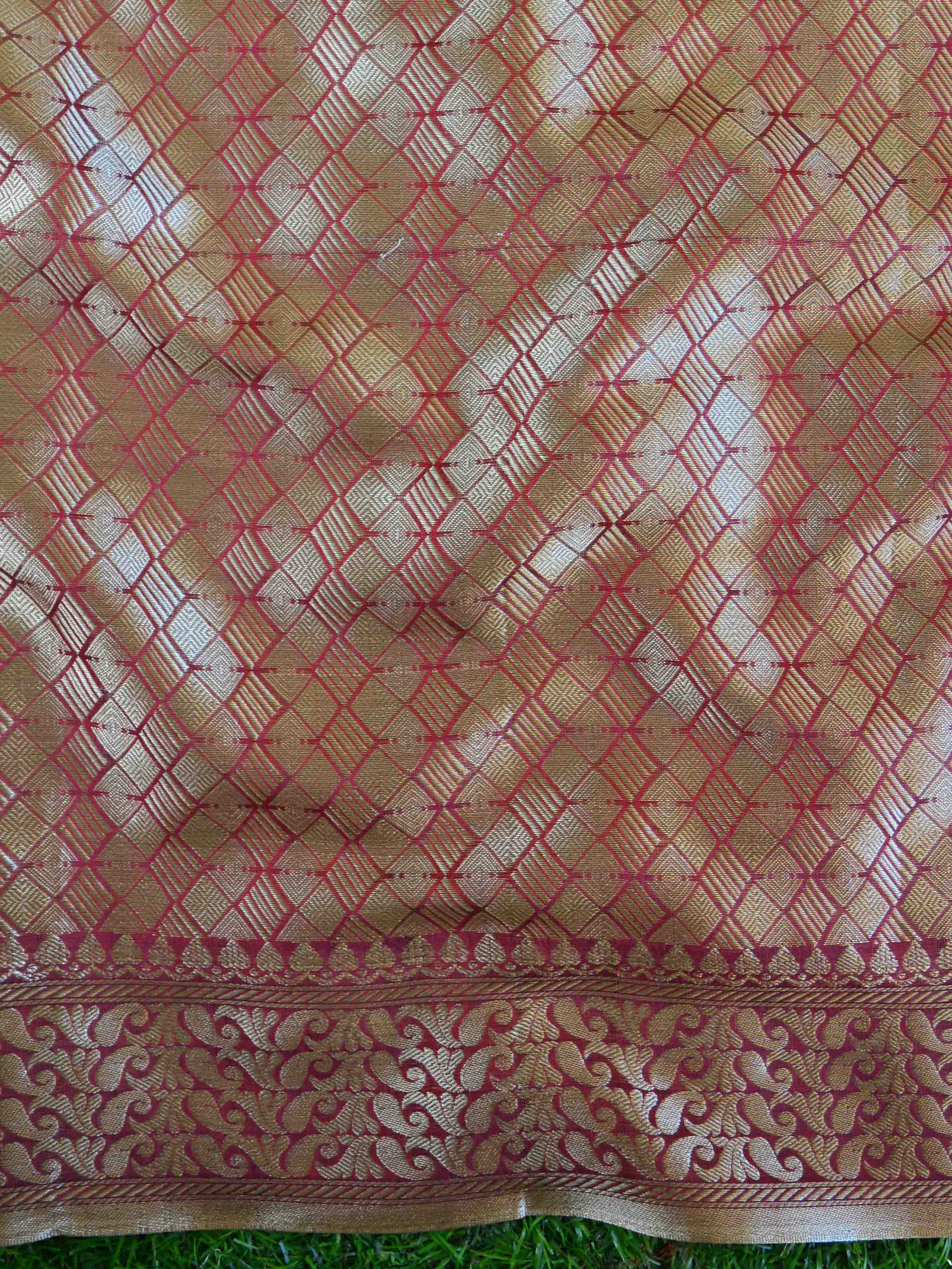 Banarasee Handwoven Cotton Silk With Silver Zari Buta & Border-Maroon