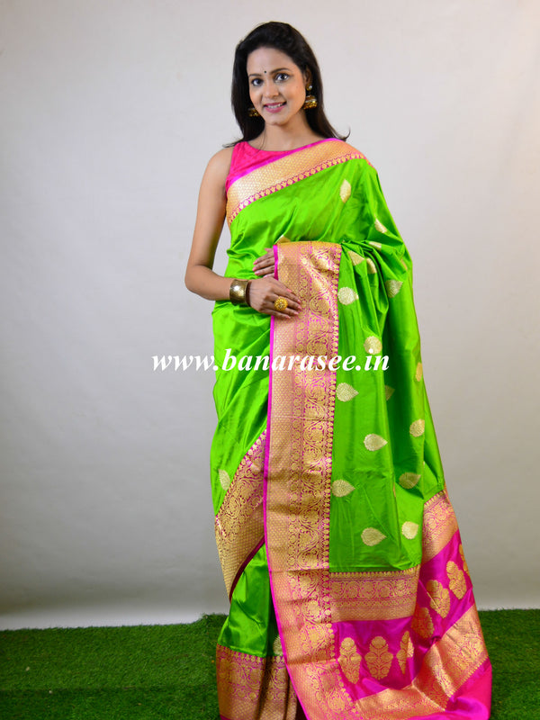 Banarasee Handloom Pure Katan Silk Sari With Skirt Border-Bright Green