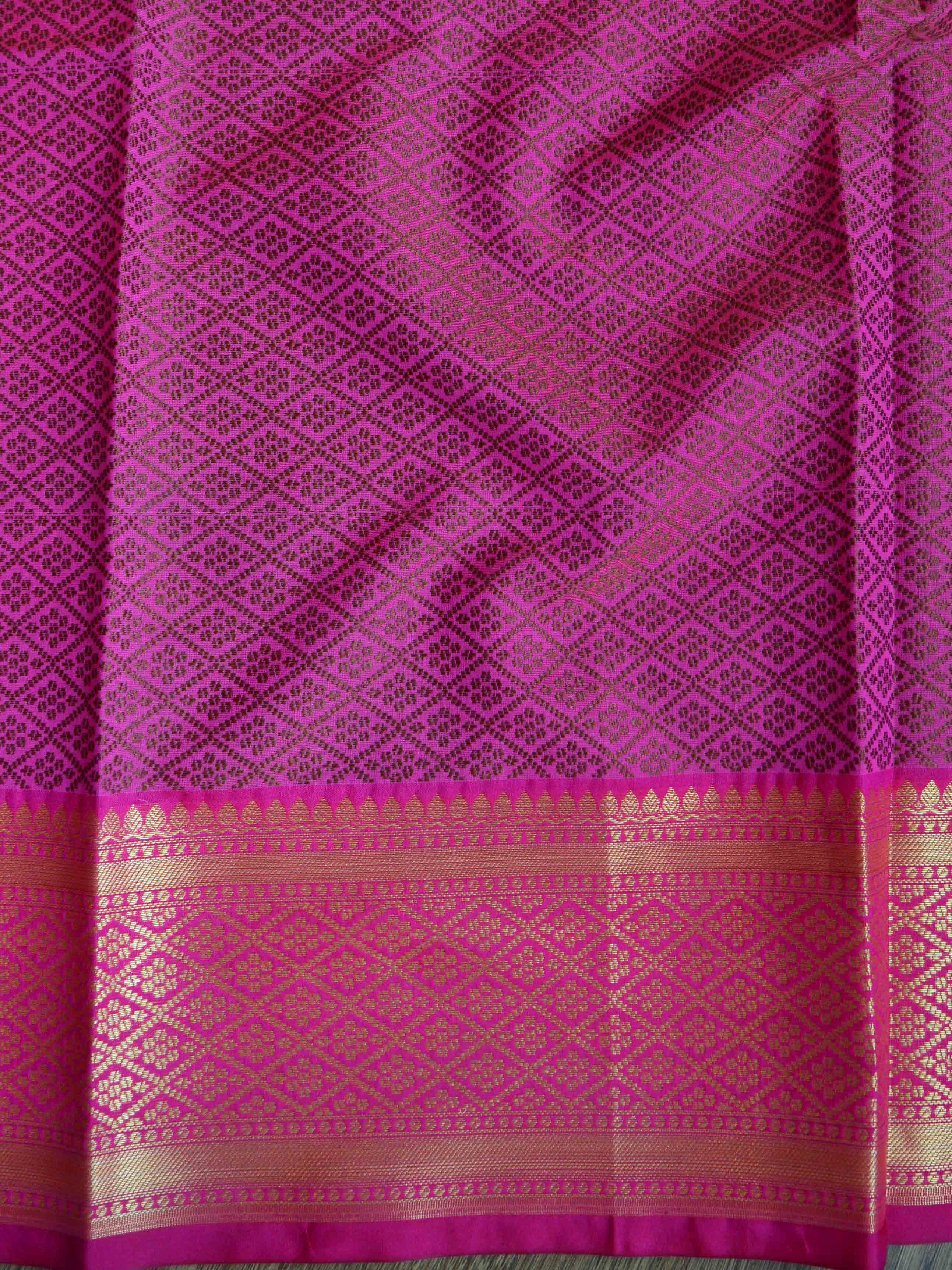 Banarasee Organza Mix Saree With Jaal Design & Floral Border-White