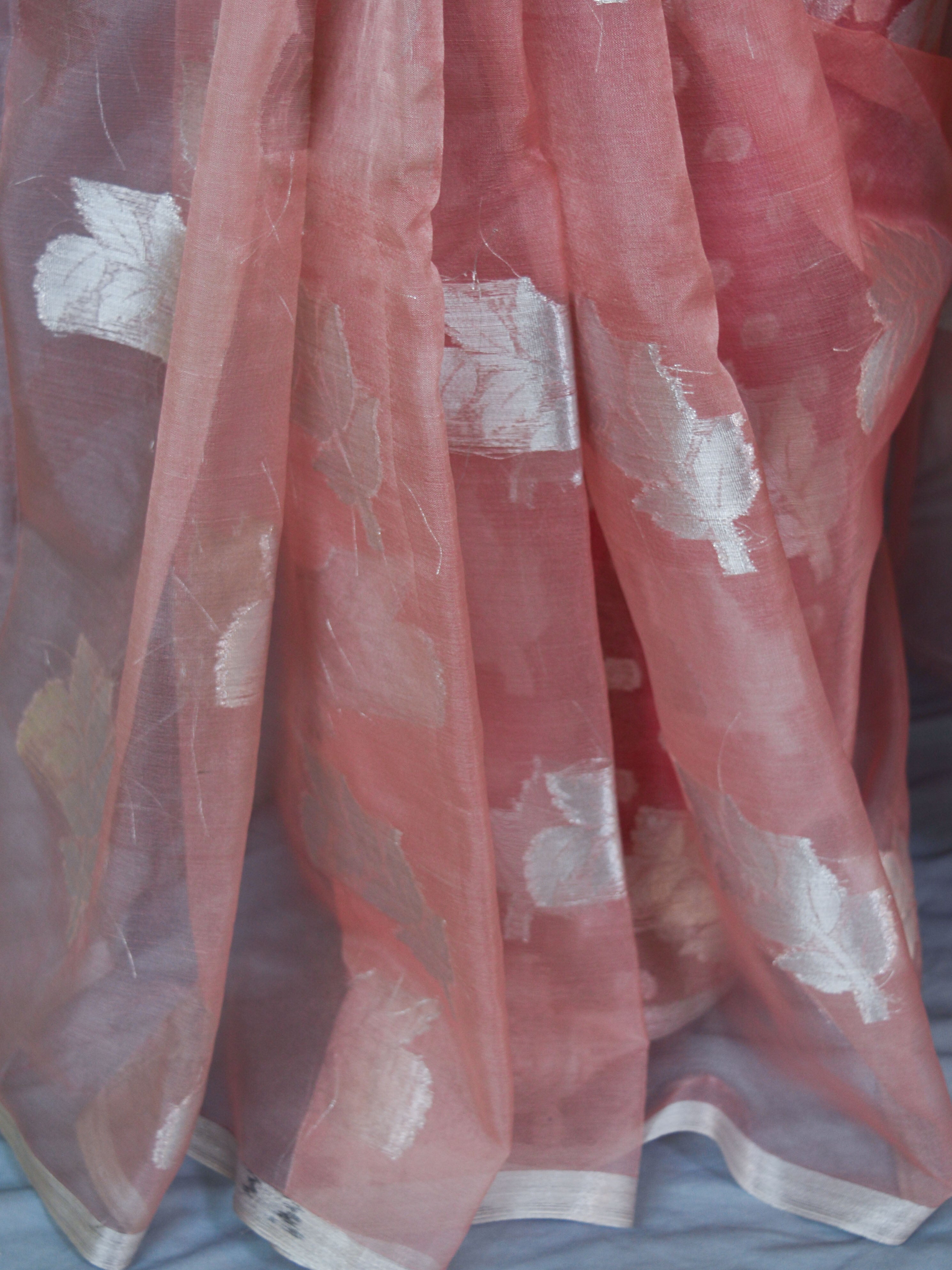 Banarasee Organza Mix Saree With Silver Leaf Buta & Border-Peach
