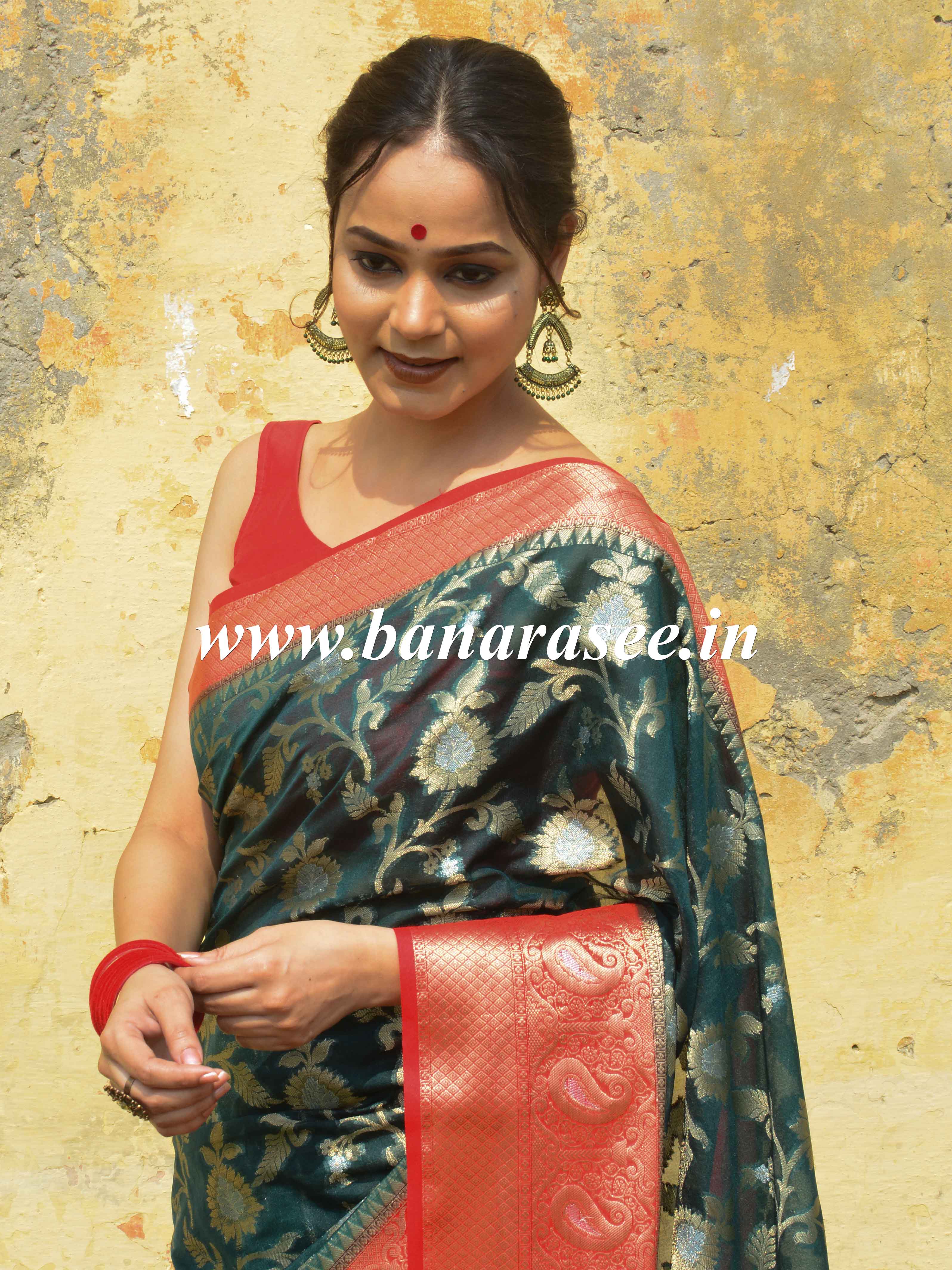 Banarasee Organza Mix Saree With Flower Jaal Design & Broad Contrast Border-Green