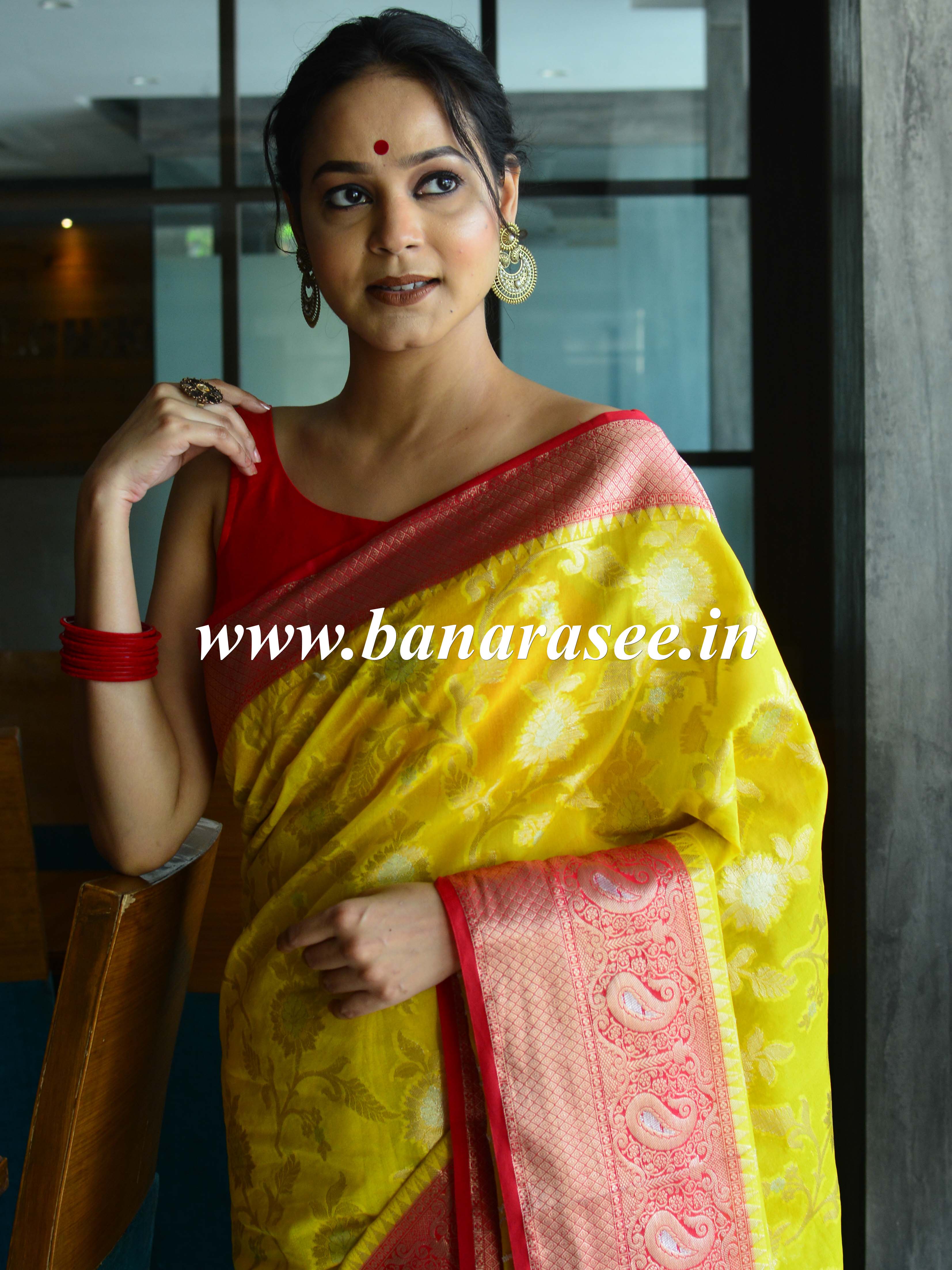 Banarasee Organza Mix Saree With Flower Jaal Design & Broad Contrast Border-Yellow