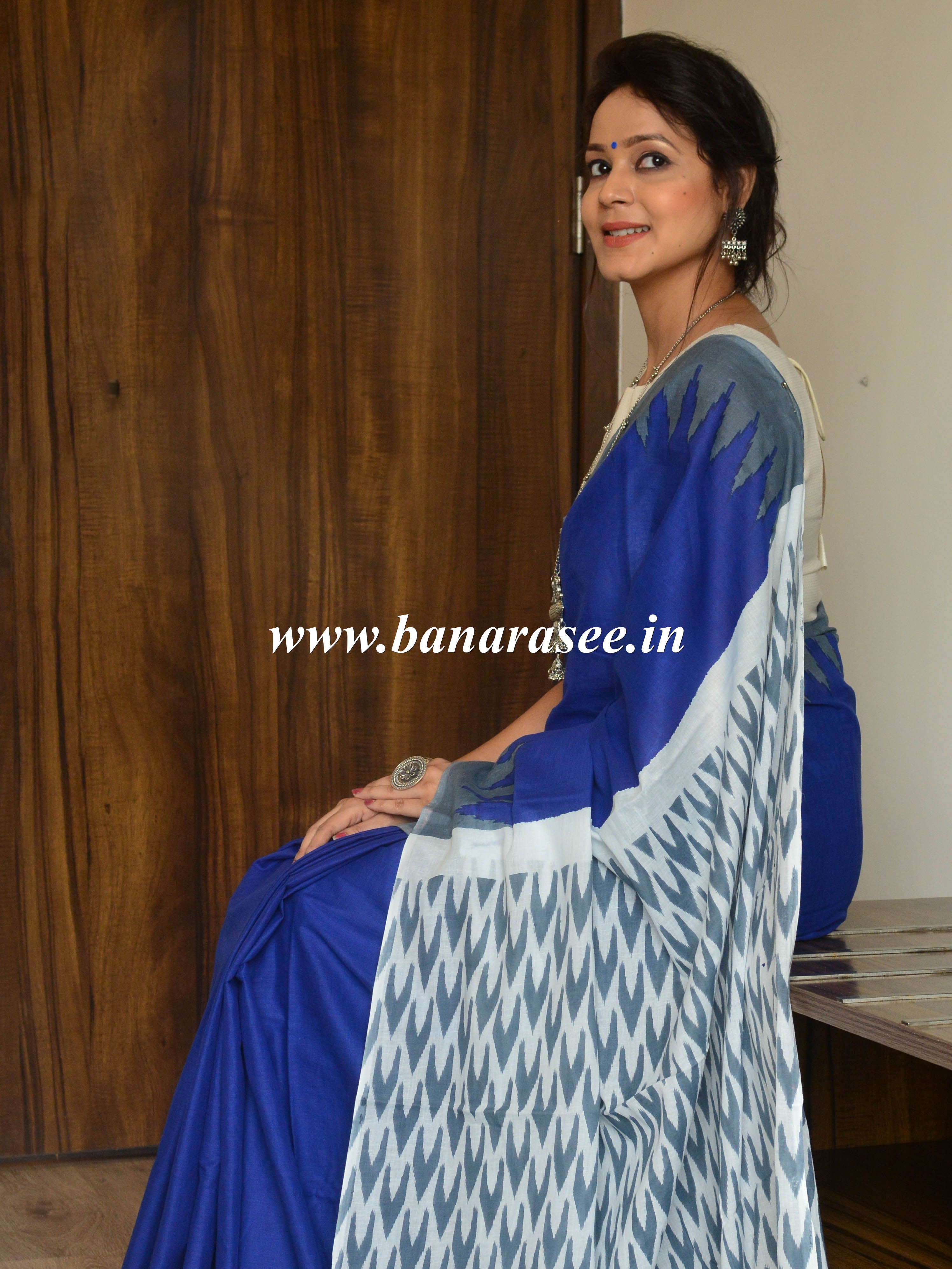 Handloom Mul Cotton Ajrakh Print Saree-Blue & White
