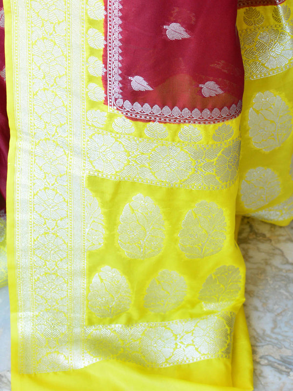 Banarasee Handwoven Faux Georgette Saree With Silver Zari Buti & Contrast Border Design-Maroon
