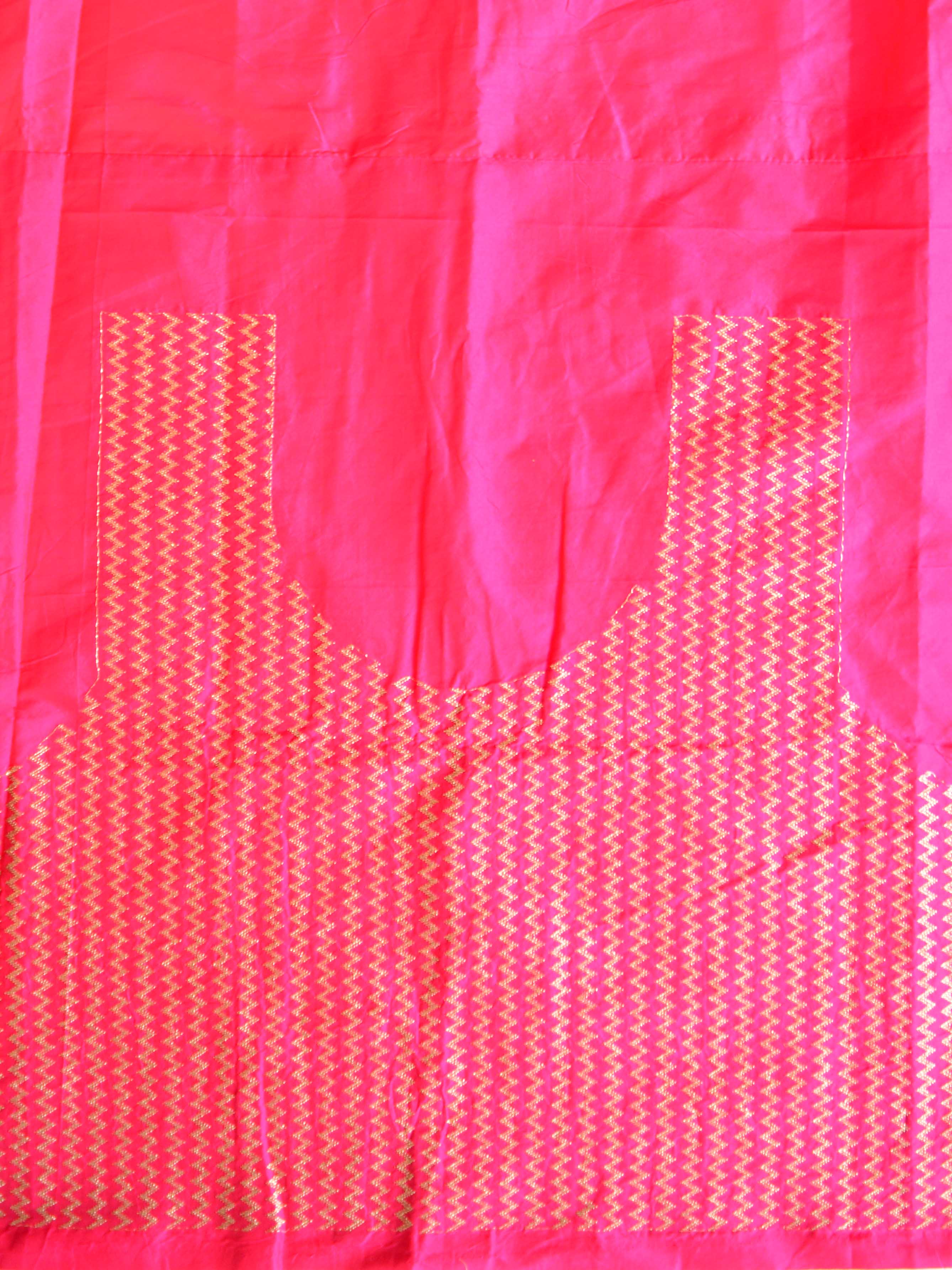 Banarasee Silk Blend Saree With Woven Zari Border & Contrast Blouse-Rose Pink