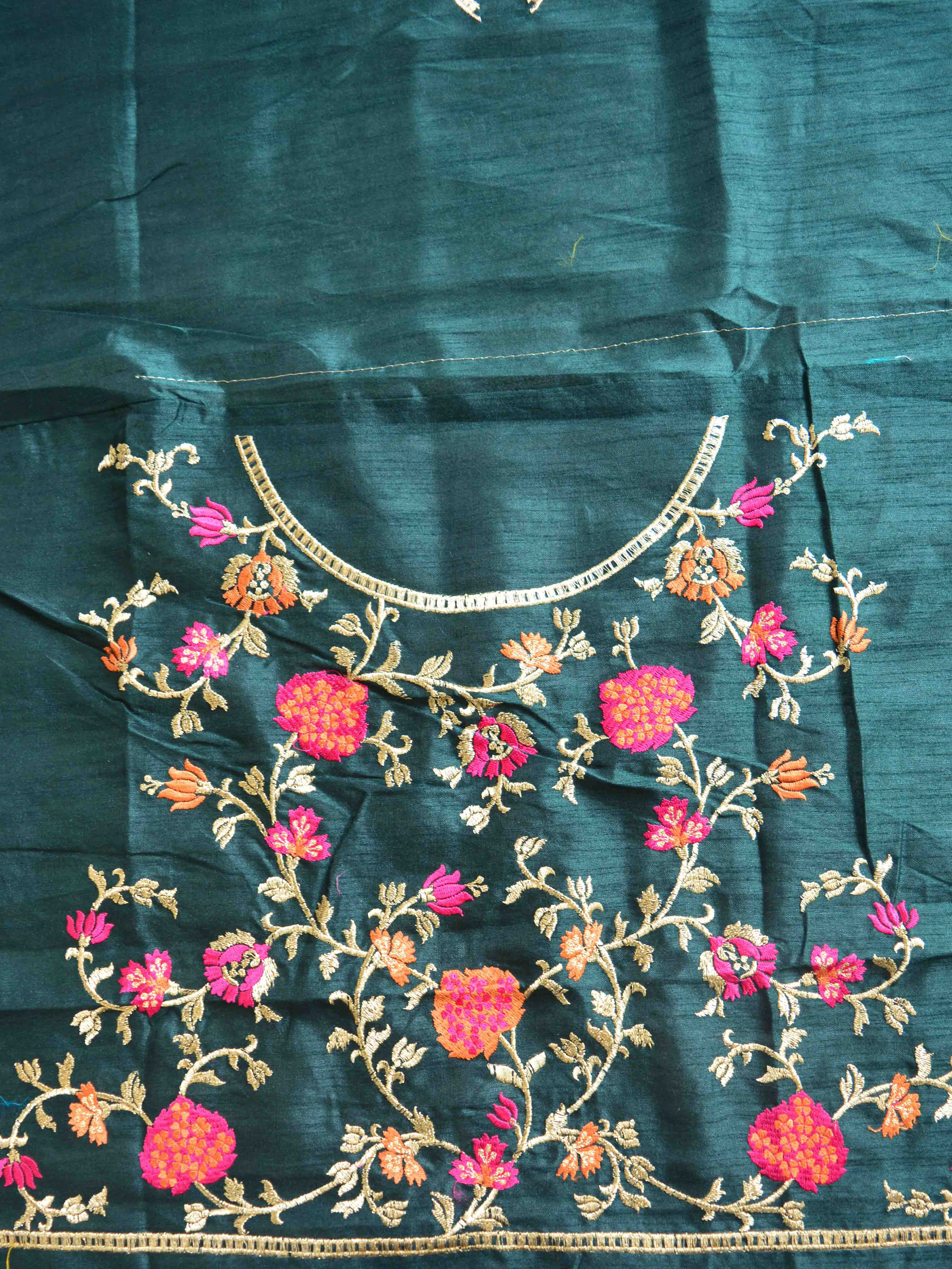 Banarasee Handwoven  Semi-Katan Zari Buta & Border With Contrast Embroidered Blouse-Pink