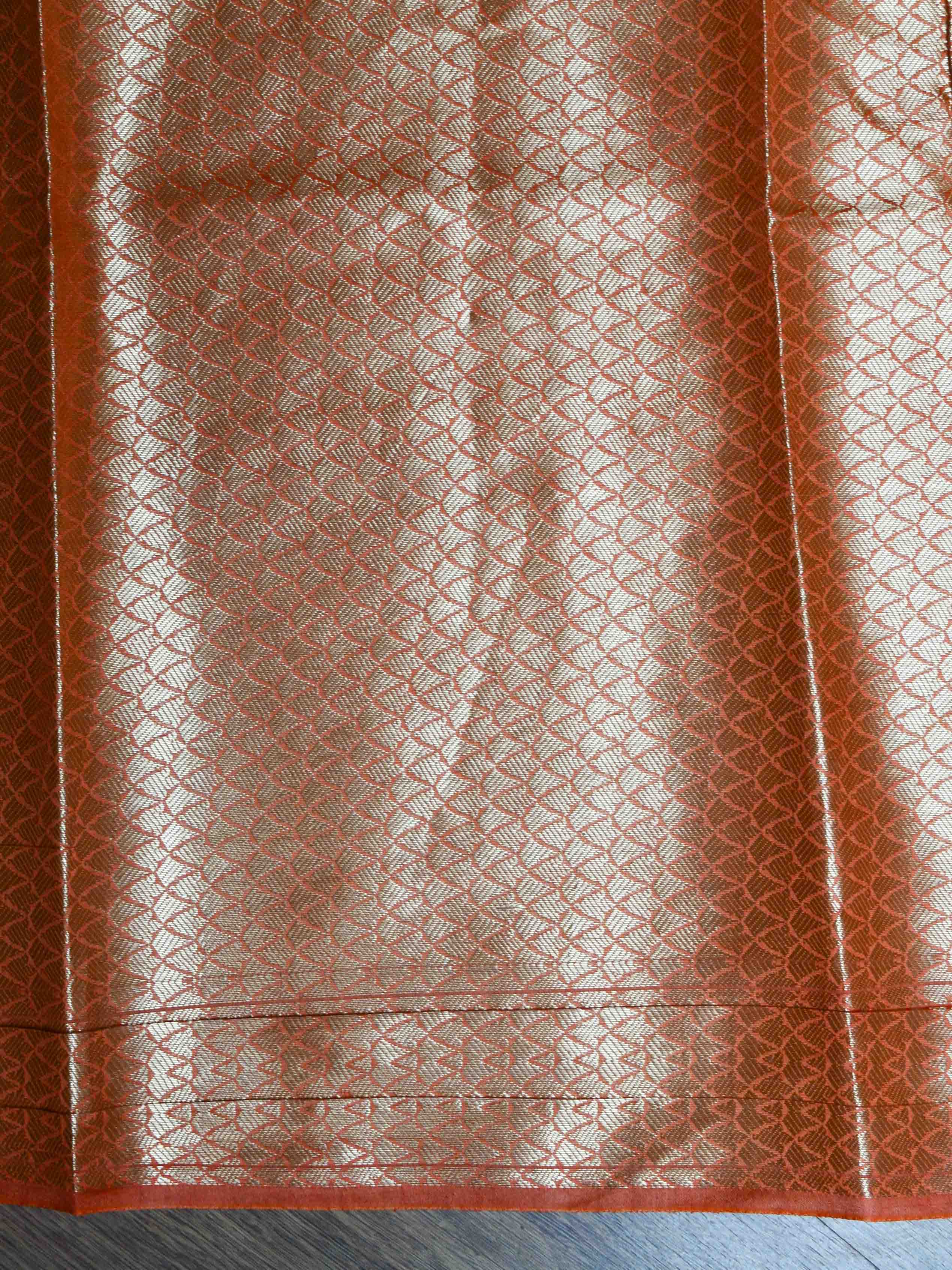 Banarasee Handwoven Pure Silk Cotton Saree With Antique Zari & & Border-Pink