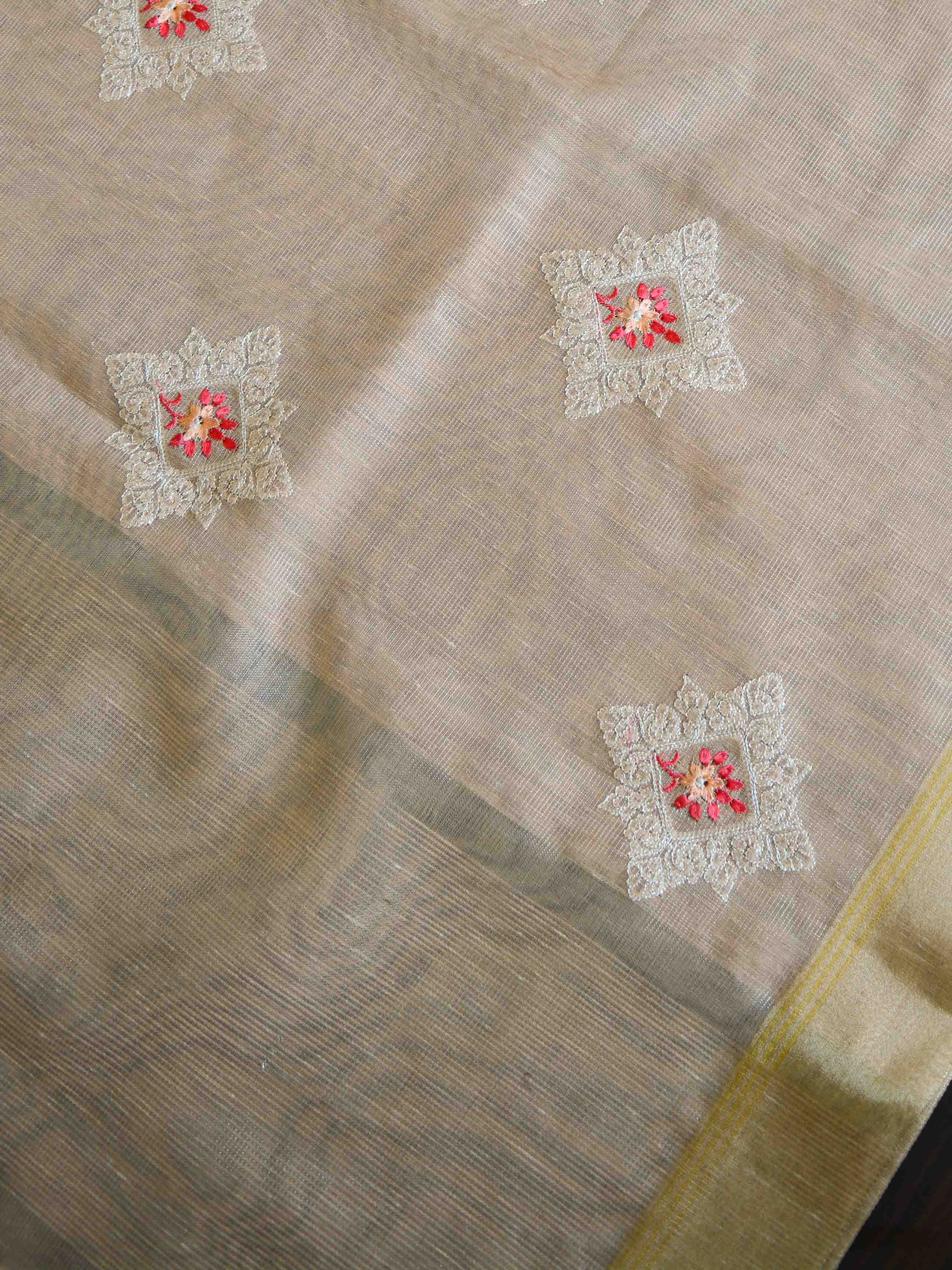 Banarasee Cotton Silk Saree With Embroidered Buta & Zari Border-Peach