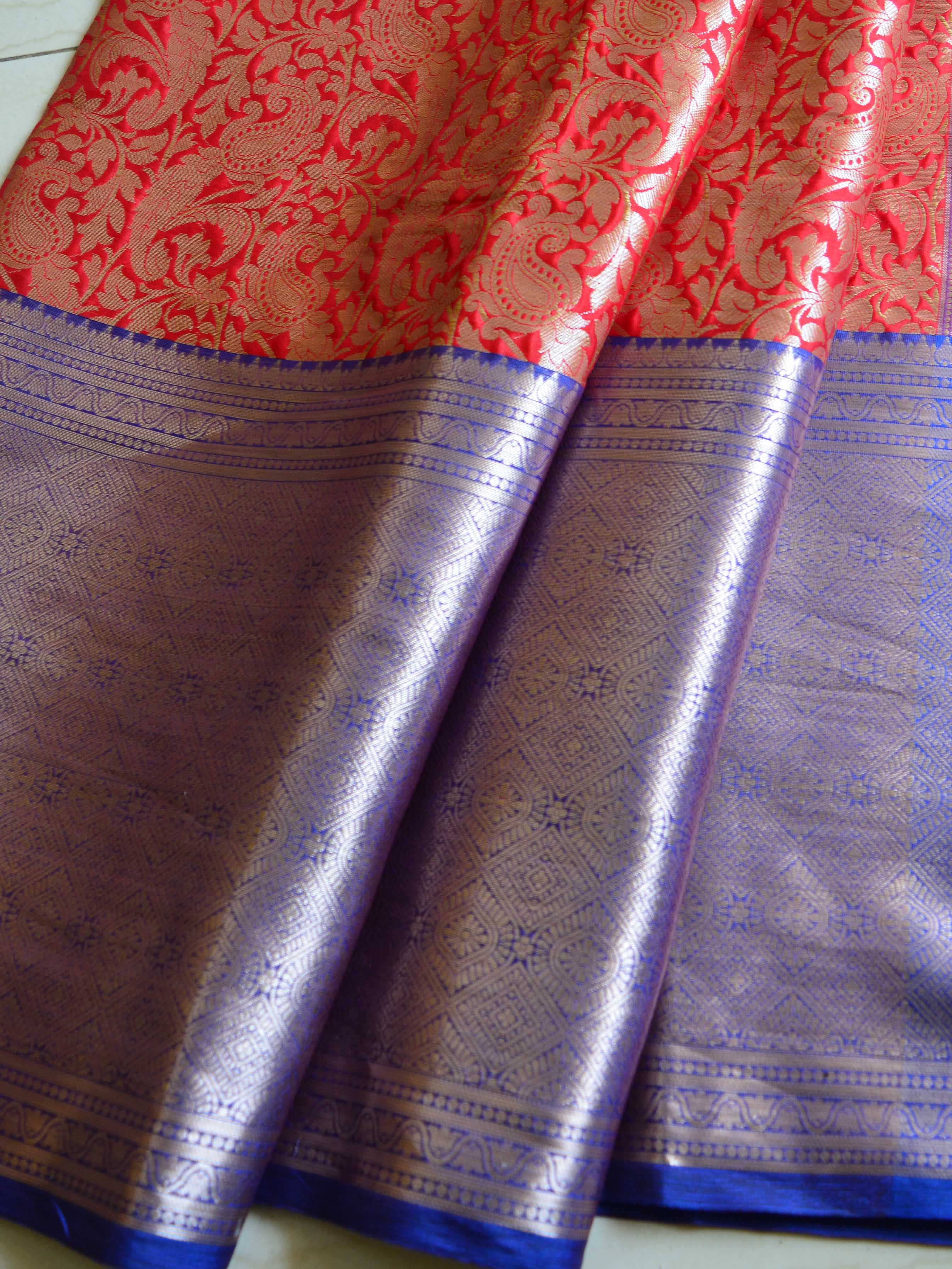 Banarasee Handwoven Semi Silk Saree With Floral Jaal & Contrast Broad Border-Red