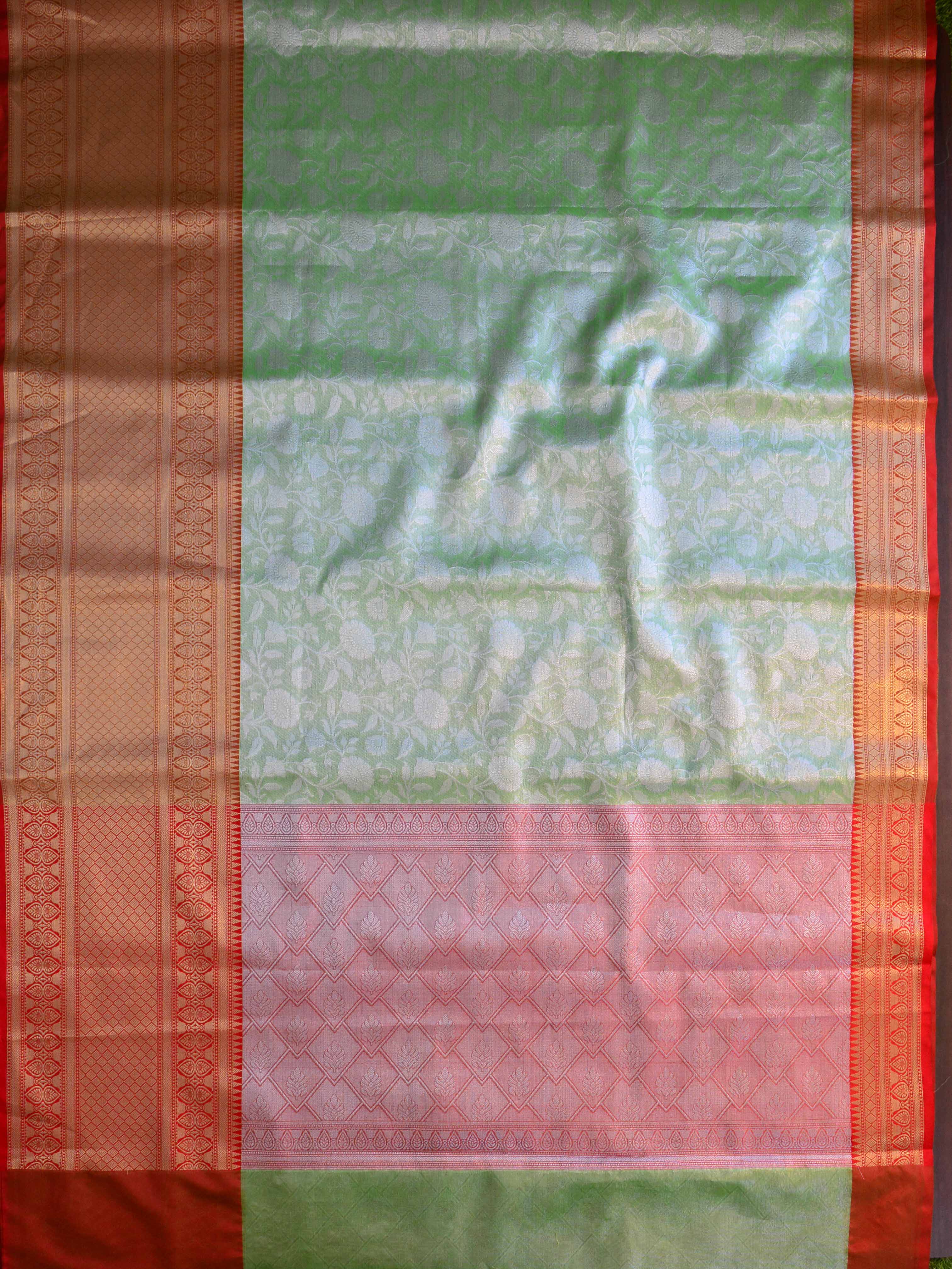 Banarasee Handwoven Broad Border Tissue Saree-With Skirt Border-Green