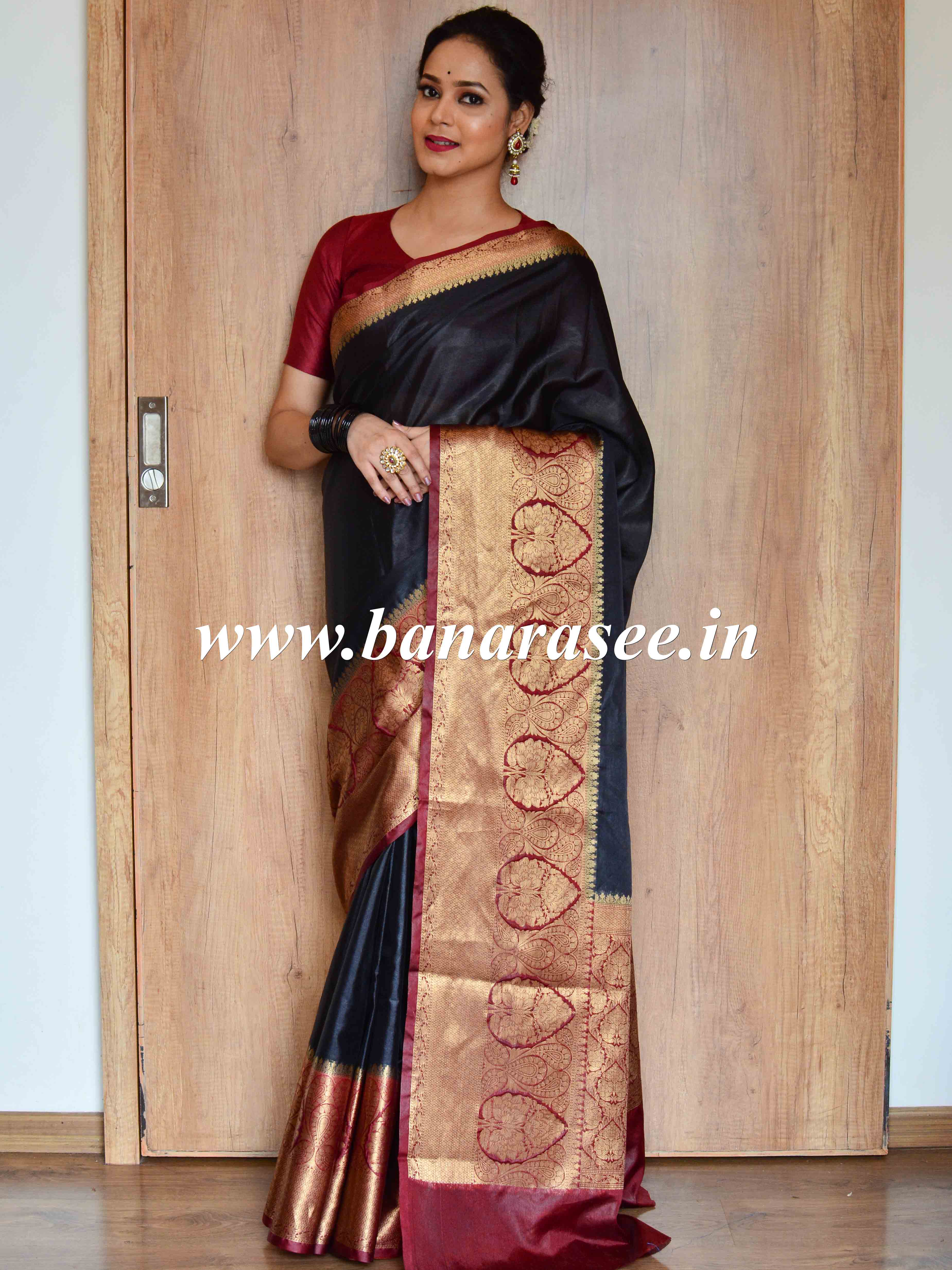 Banarasee Handwoven Semi Silk Saree With Contrast Zari Border-Black