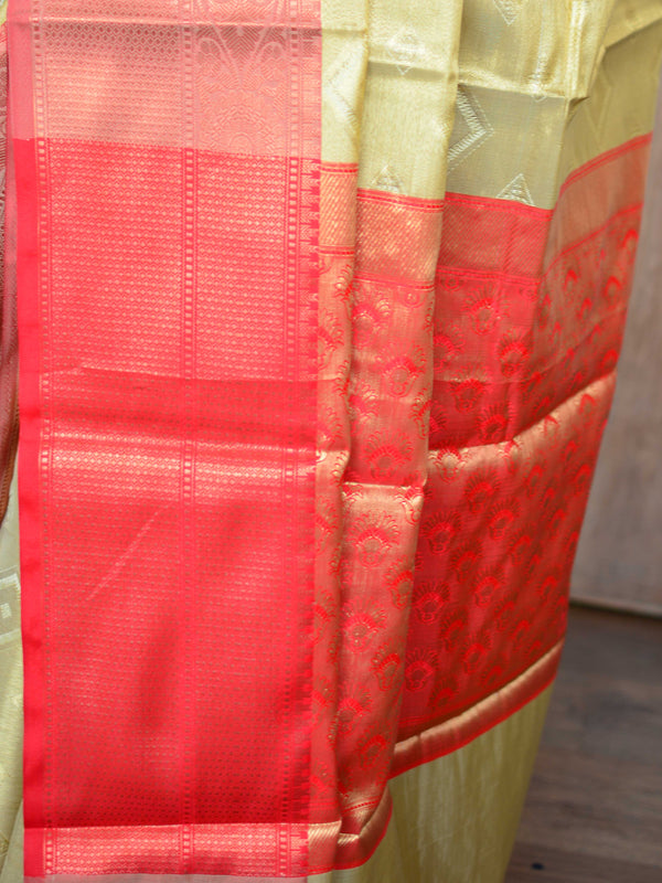 Banarasee Handwoven Contrast Border Saree With Self Weaving Design-Gold